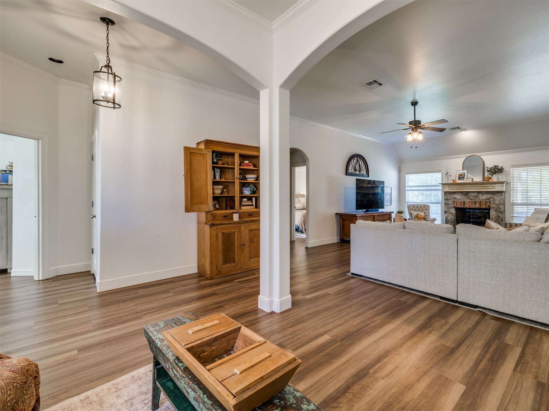 11522 S Locust Avenue Property Photo 14