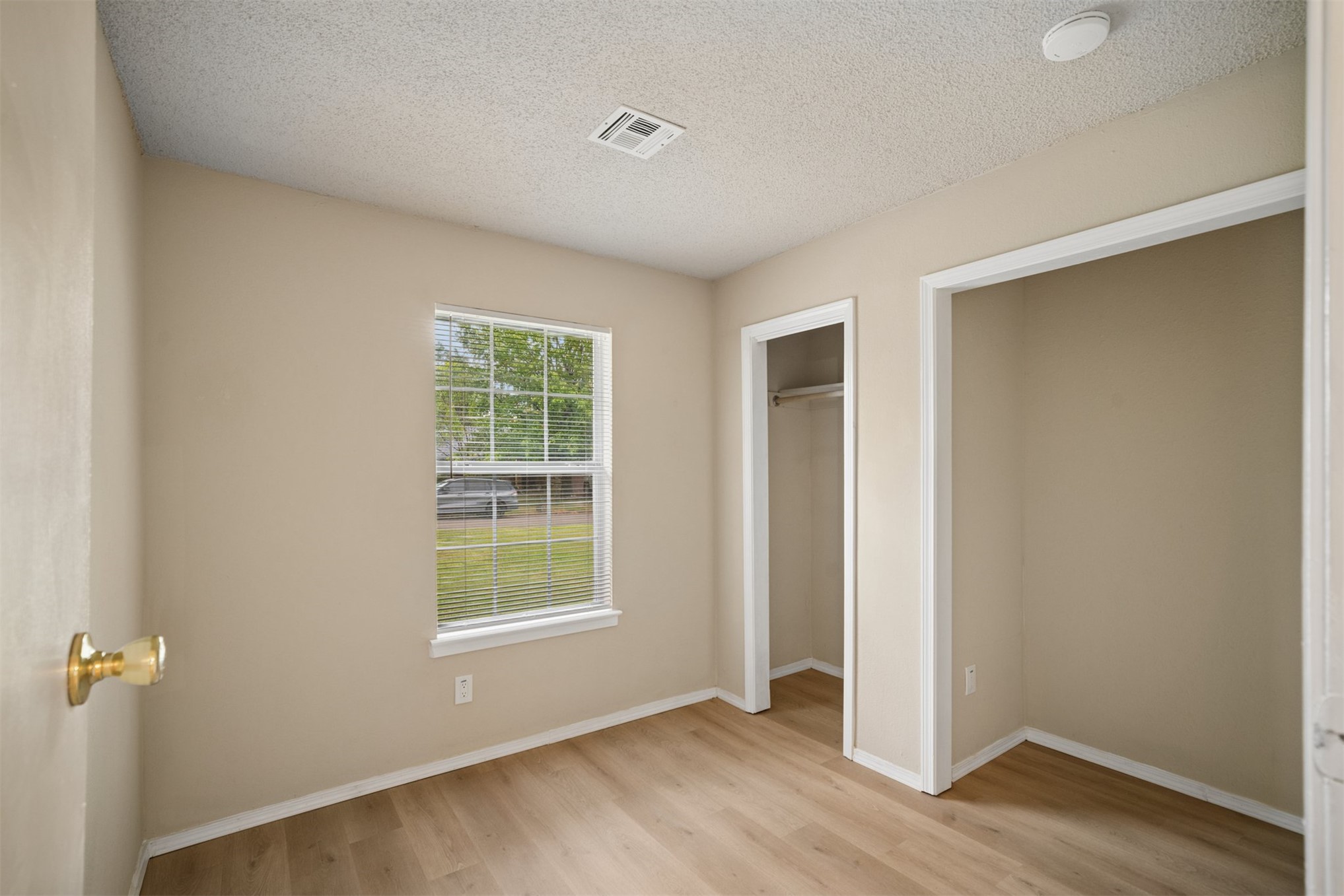 14004 S Poplar Street Property Photo 17