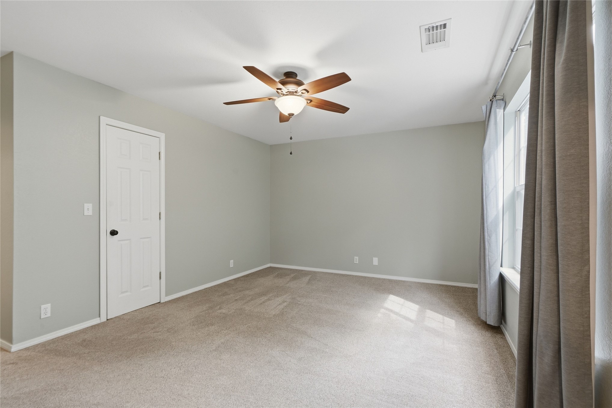 12813 S 14th Circle Property Photo 56