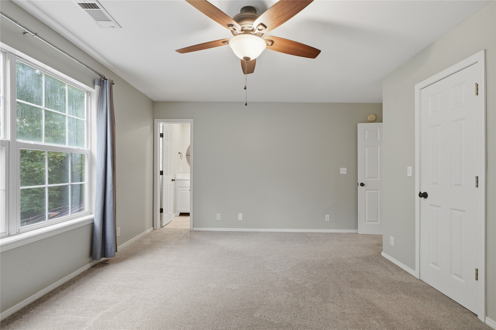 12813 S 14th Circle Property Photo 57