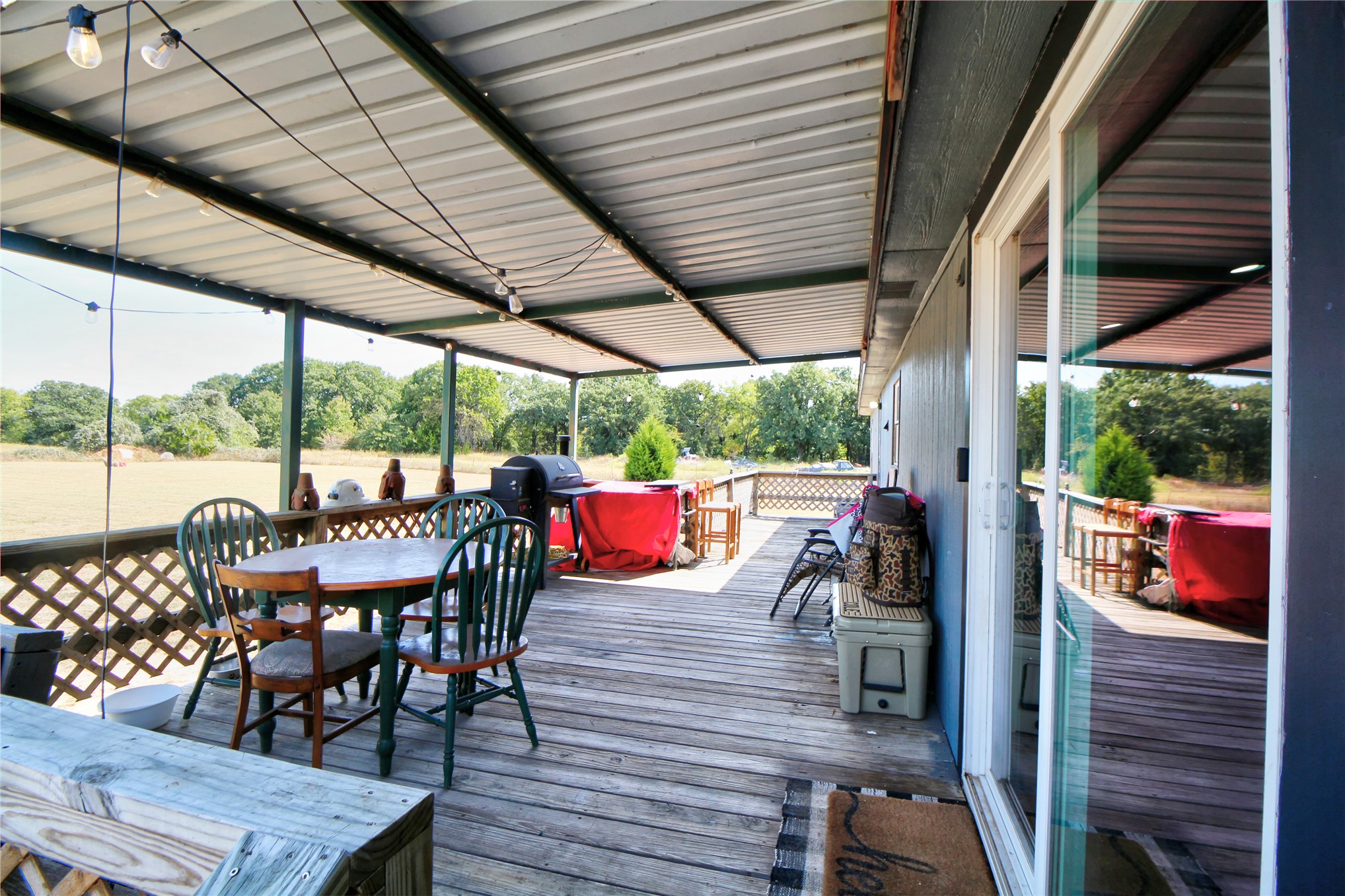 5924 Hummingbird Property Photo 5