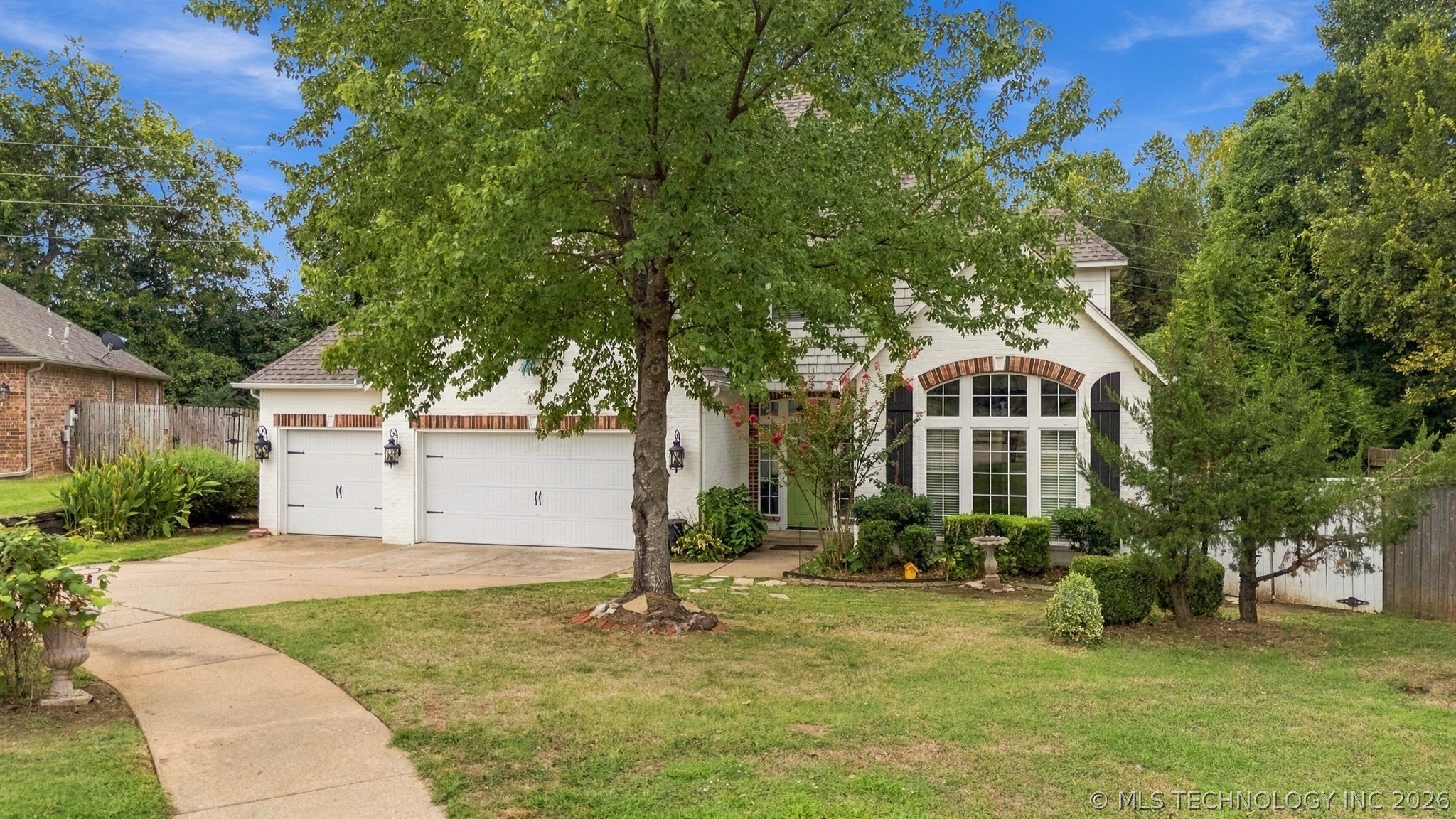 204 N Sweet Gum Avenue Property Photo 3