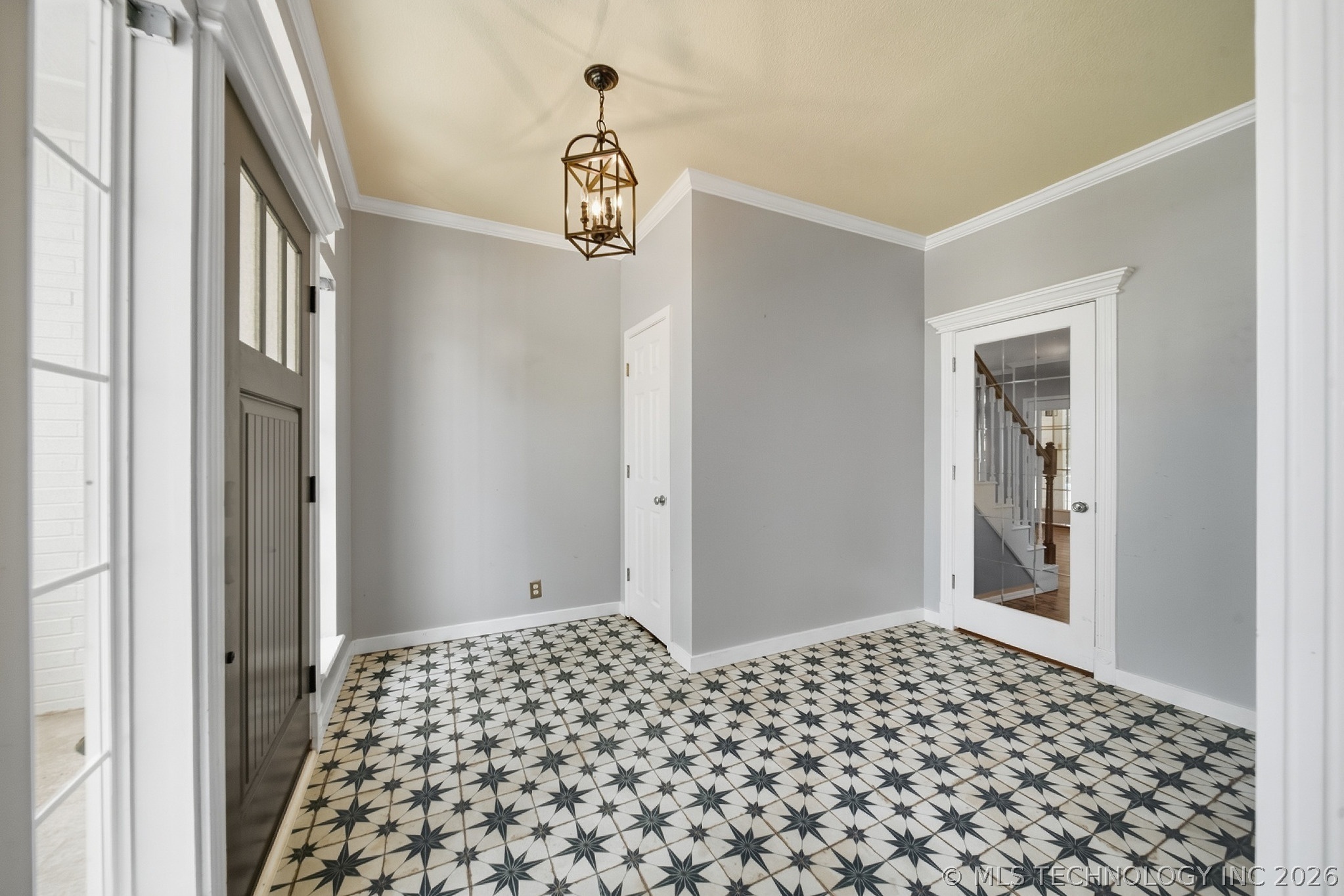 204 N Sweet Gum Avenue Property Photo 6