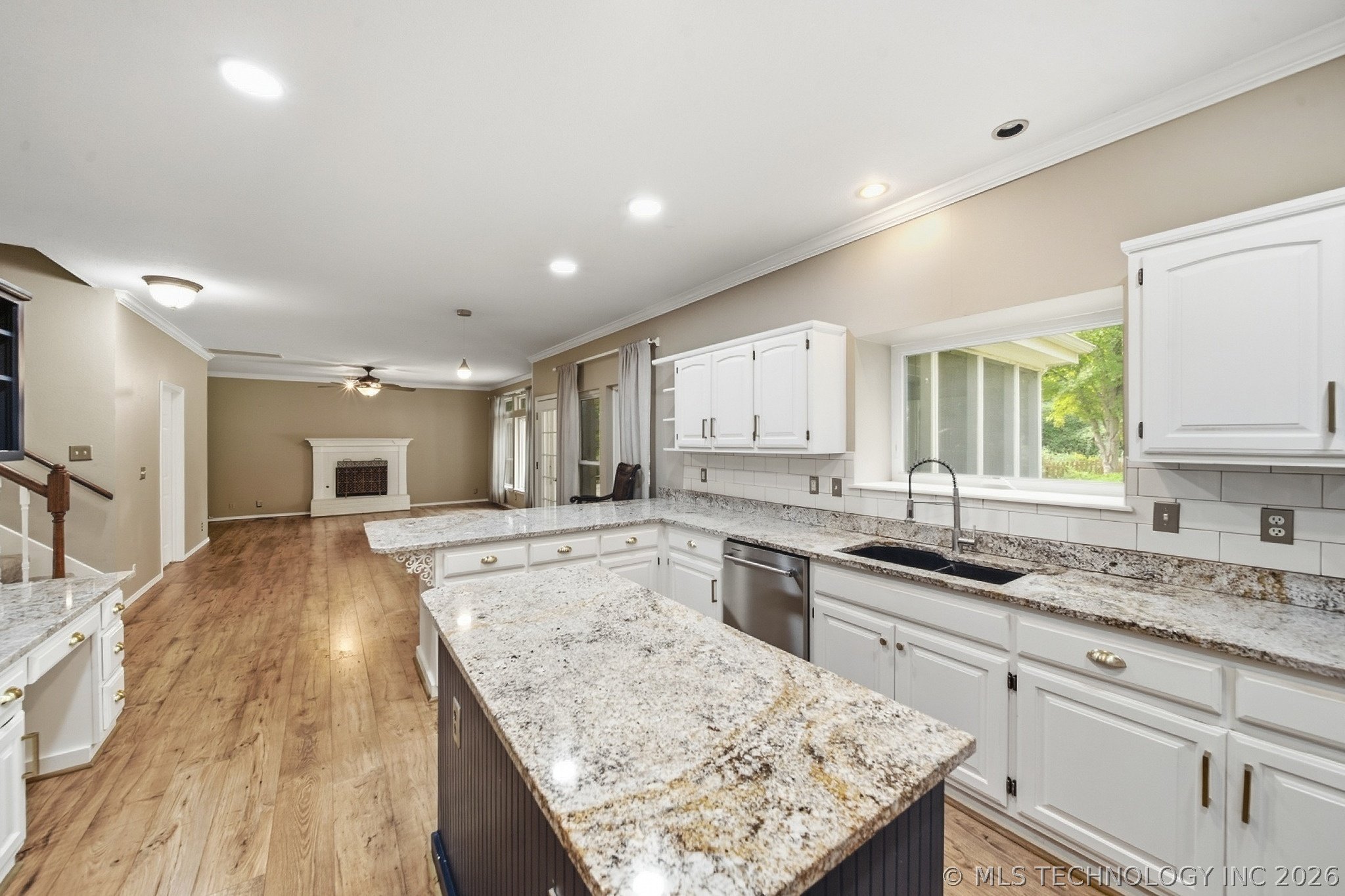 204 N Sweet Gum Avenue Property Photo 15
