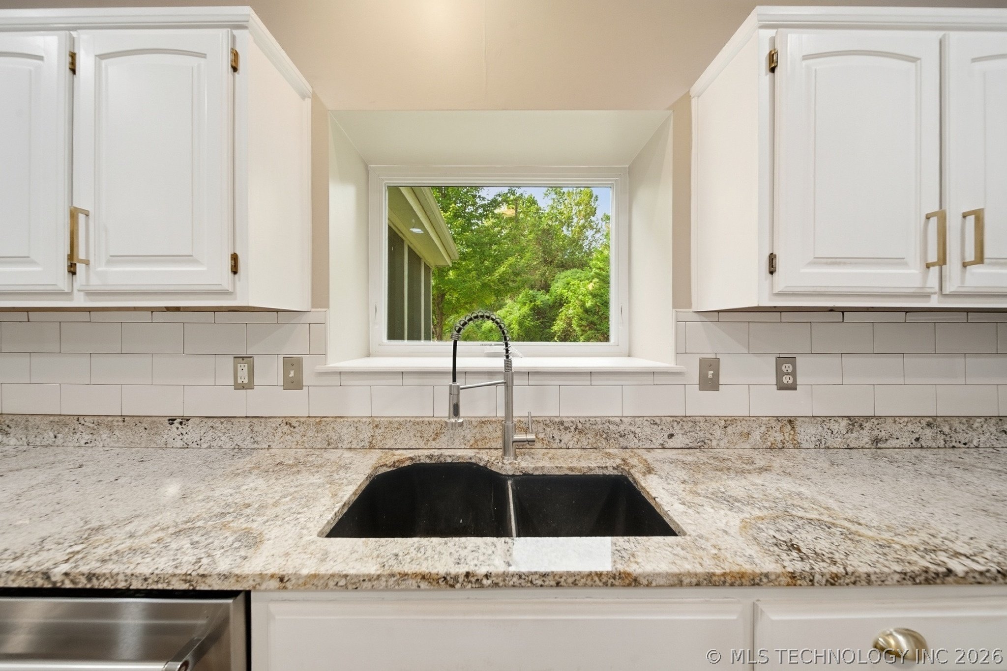 204 N Sweet Gum Avenue Property Photo 17