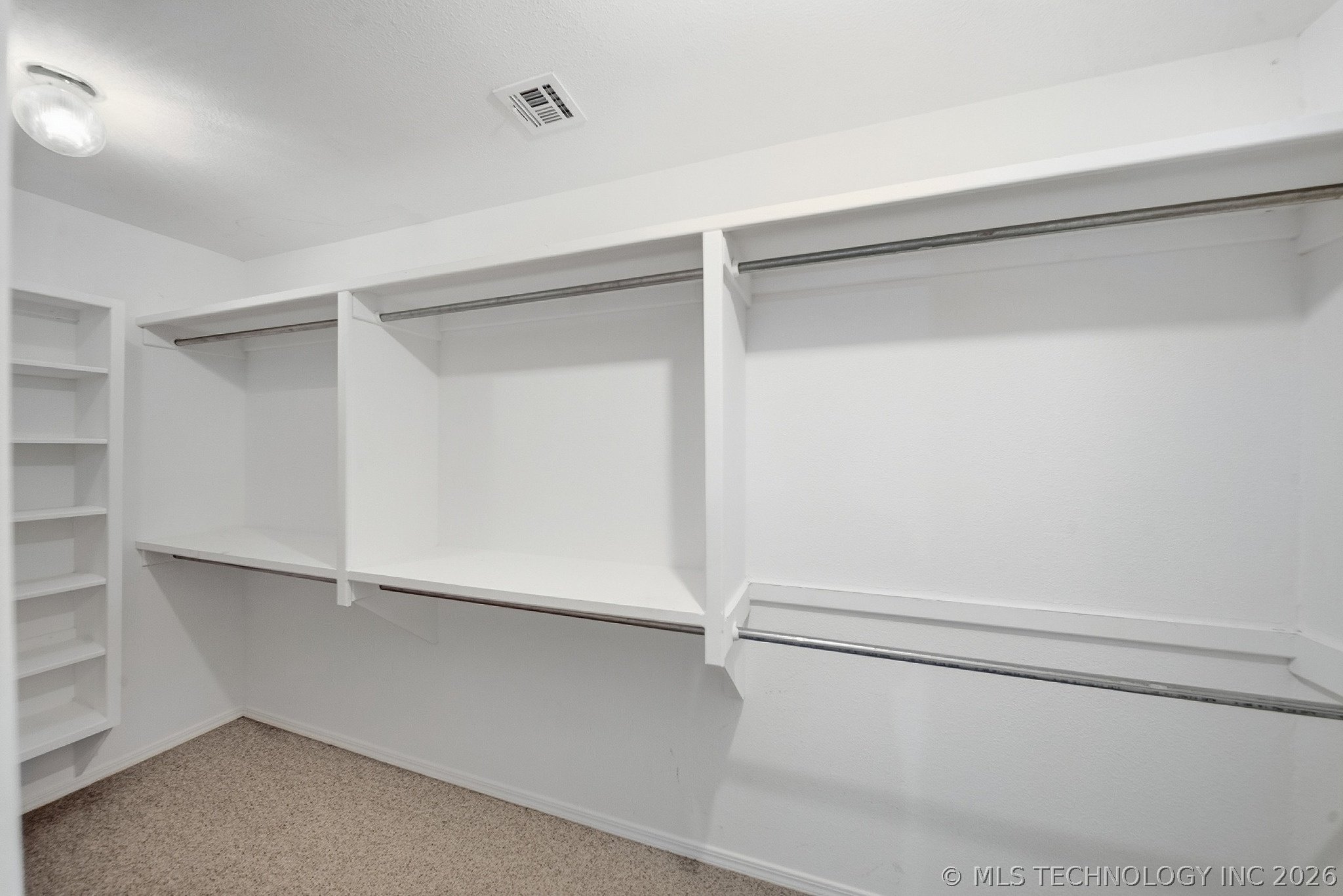 204 N Sweet Gum Avenue Property Photo 41
