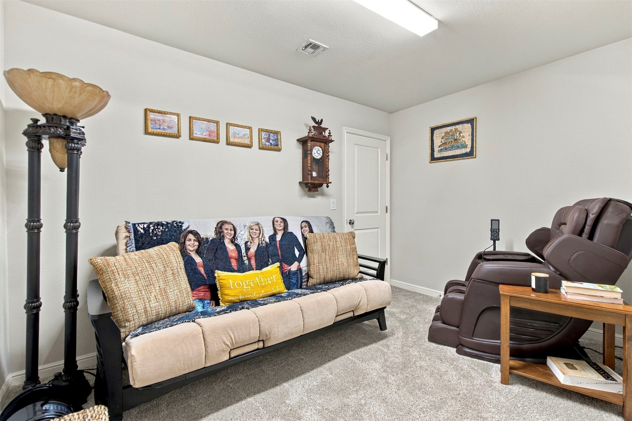 14561 S Lakewood Avenue Property Photo 19