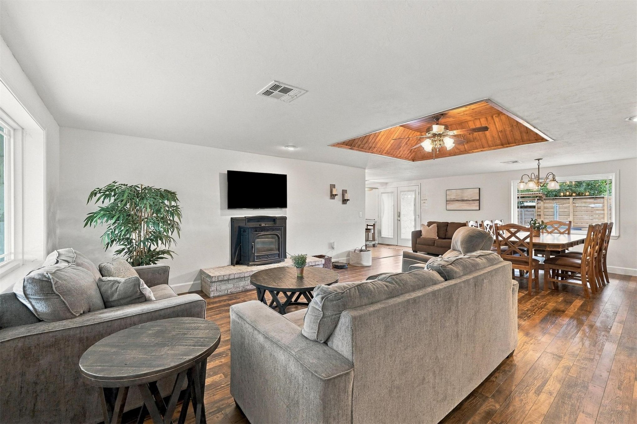 2828 Riverview Road Property Photo 6