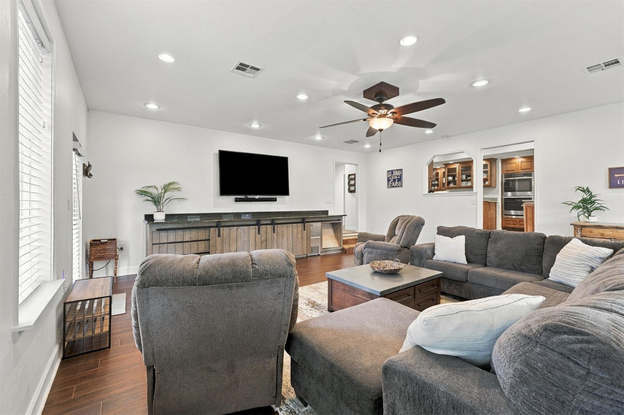 2828 Riverview Road Property Photo 14