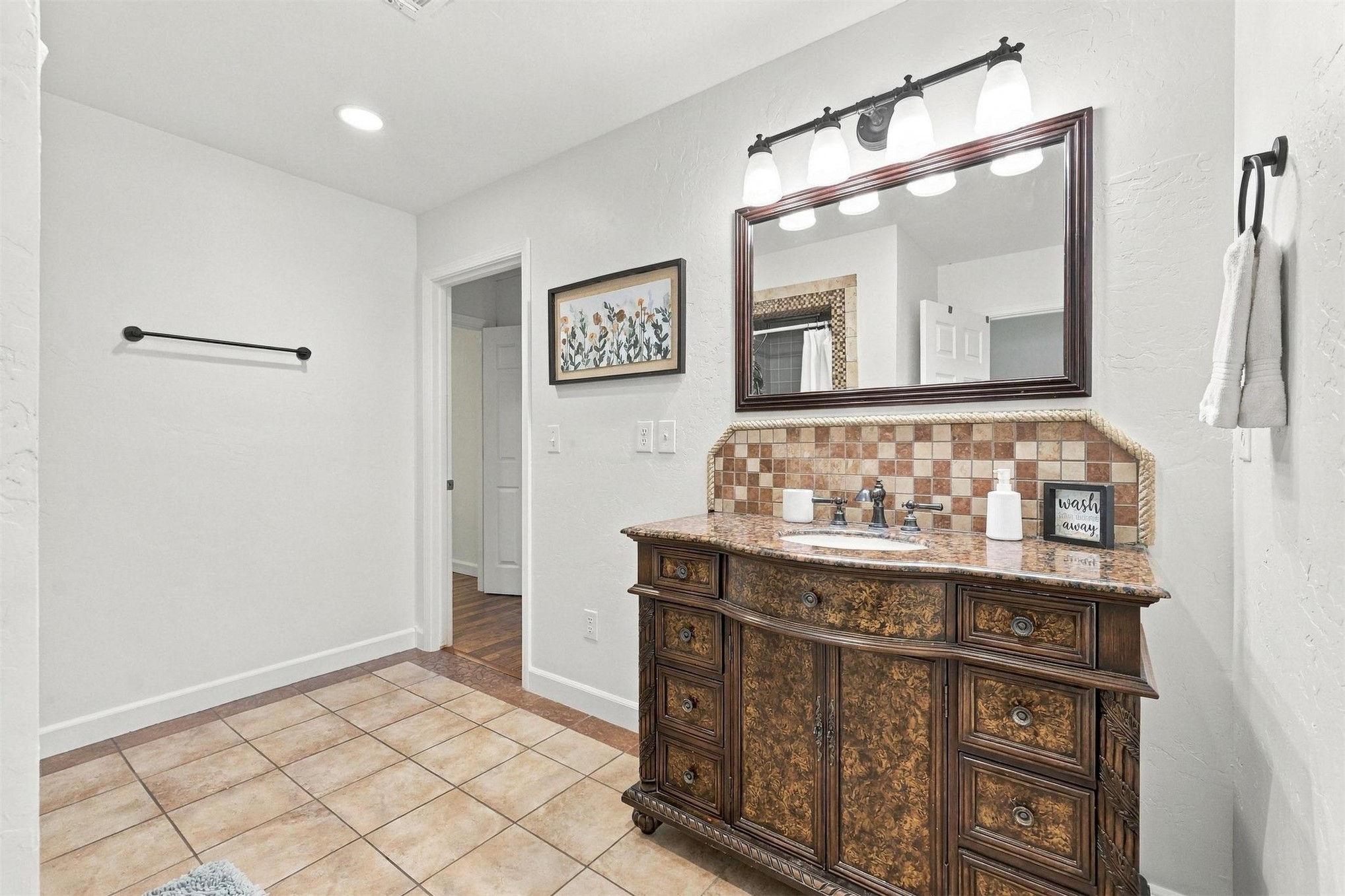 2828 Riverview Road Property Photo 18