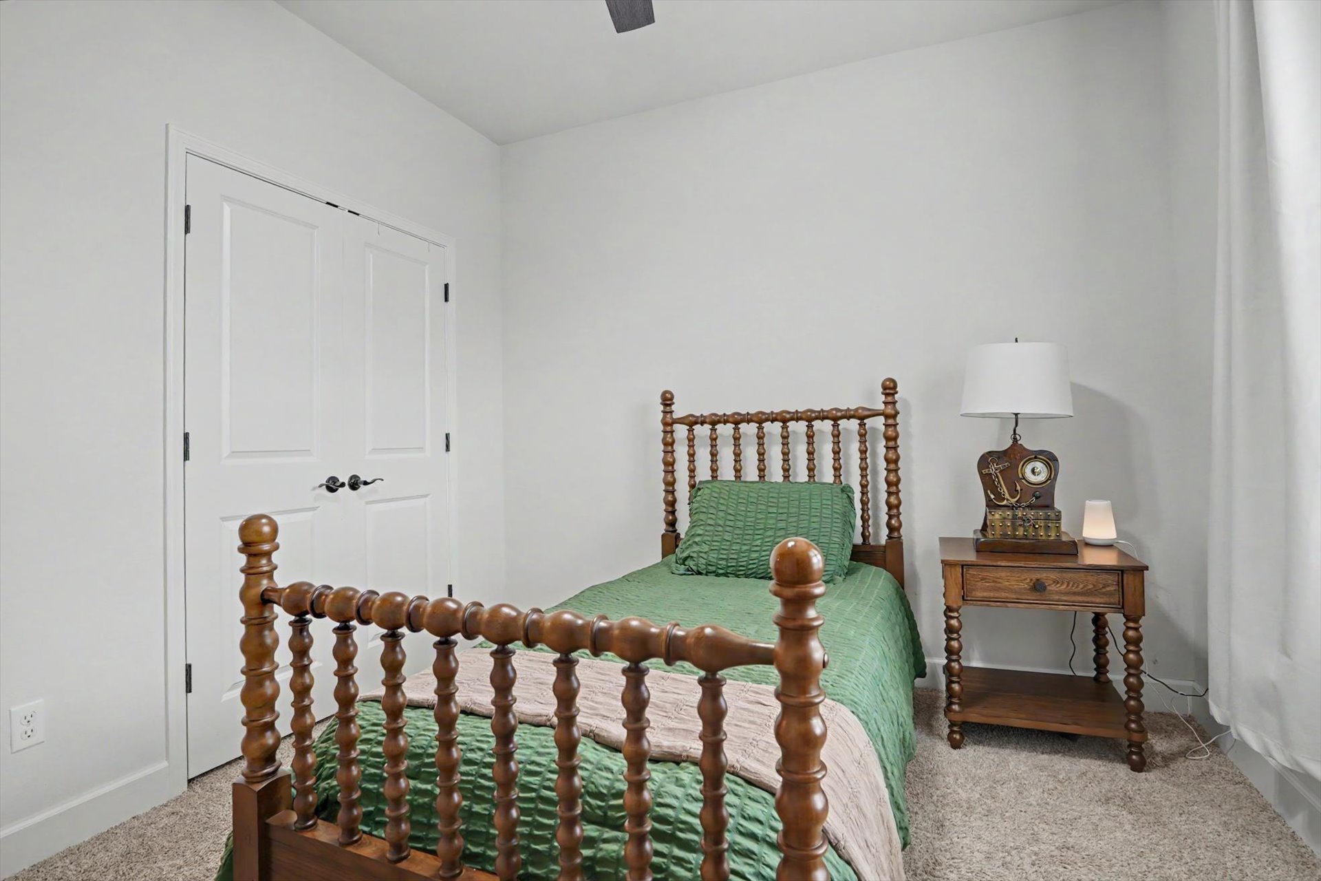 414 N 84th Place Property Photo 42