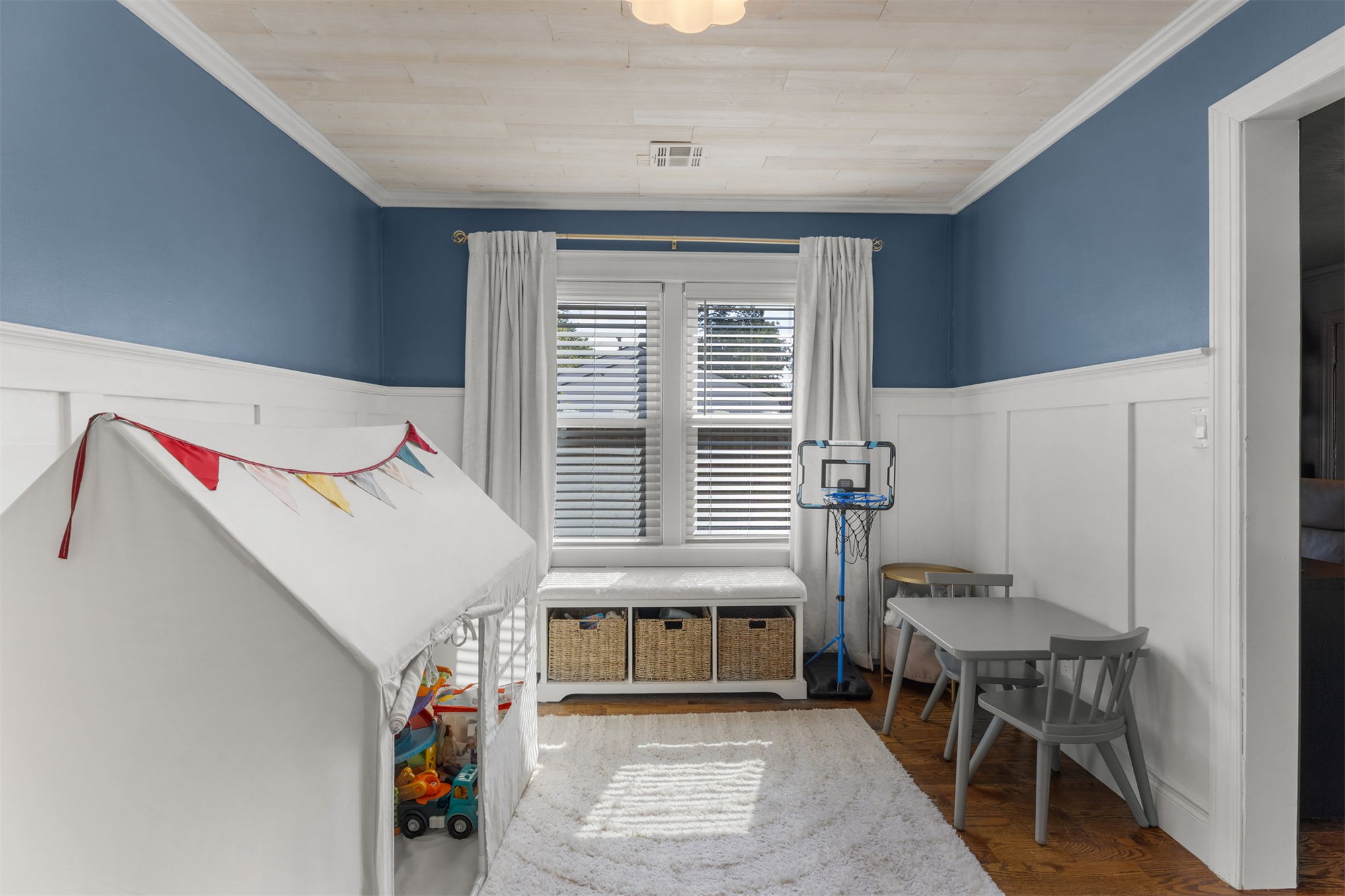 912 S Ash Avenue Property Photo 26