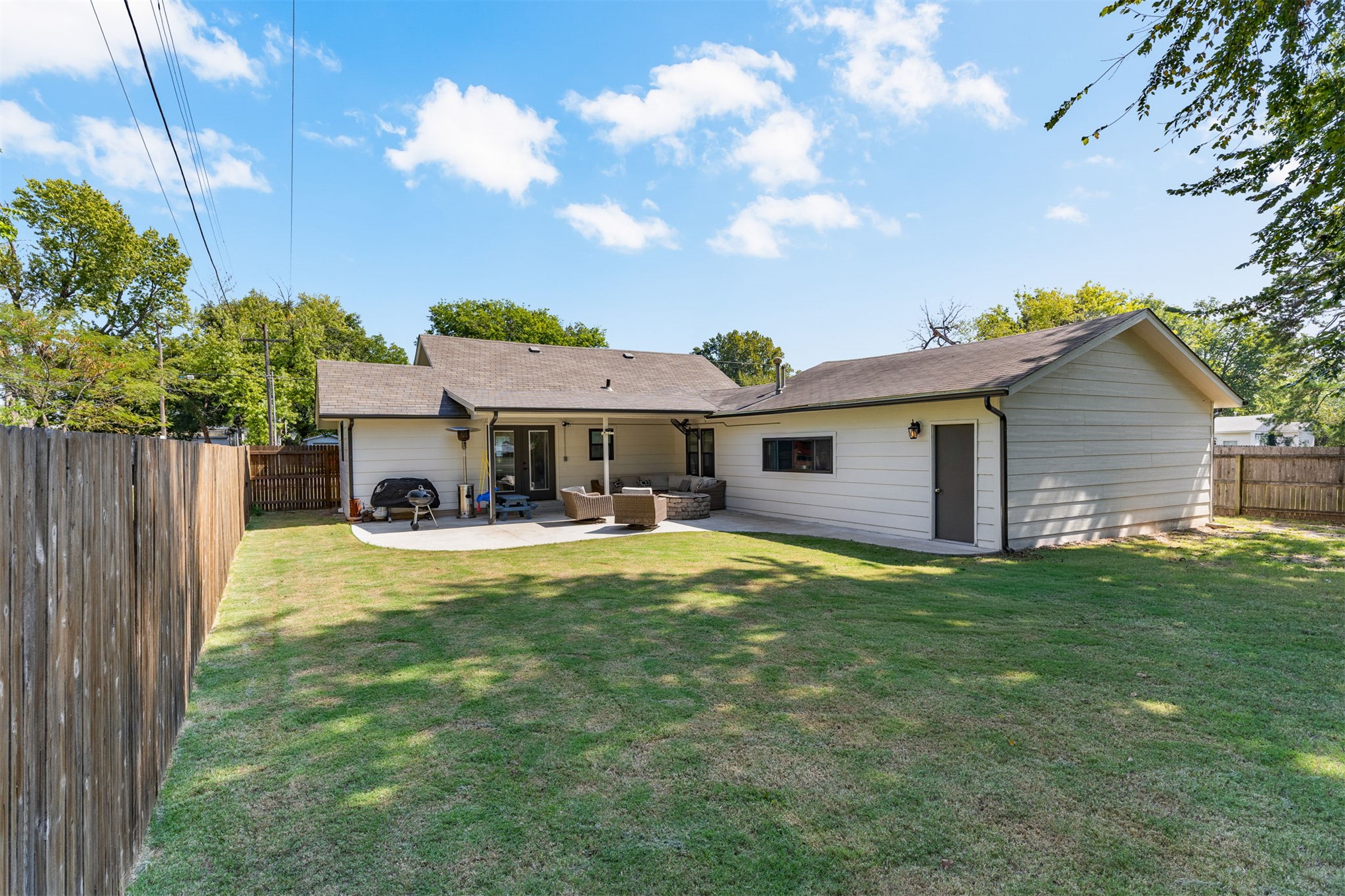 912 S Ash Avenue Property Photo 36