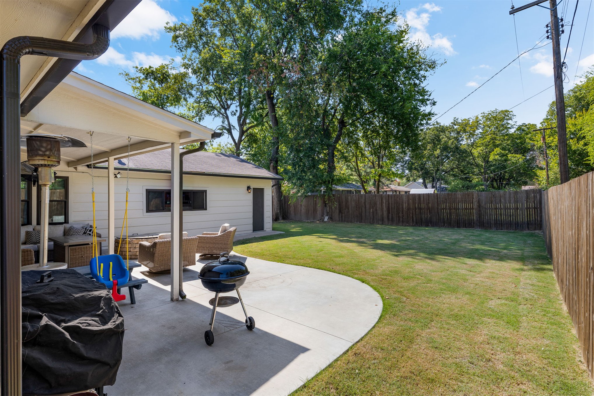 912 S Ash Avenue Property Photo 38