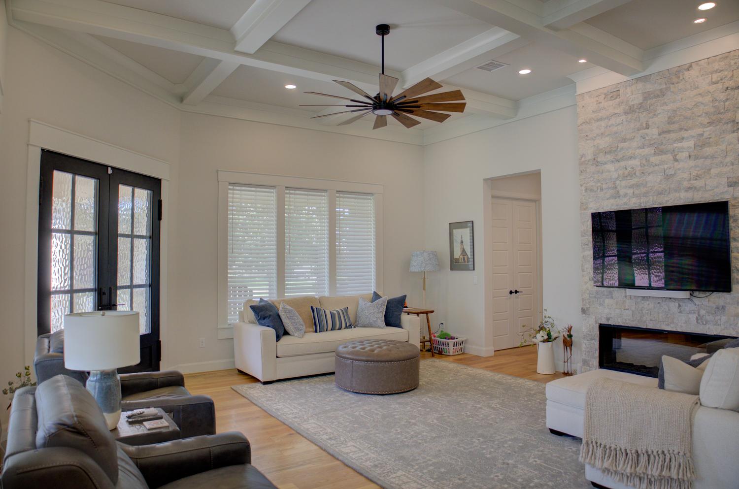 12331 Lakeview Road Property Photo 6