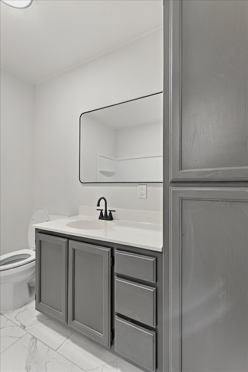 3706 W 42nd Place Property Photo 11