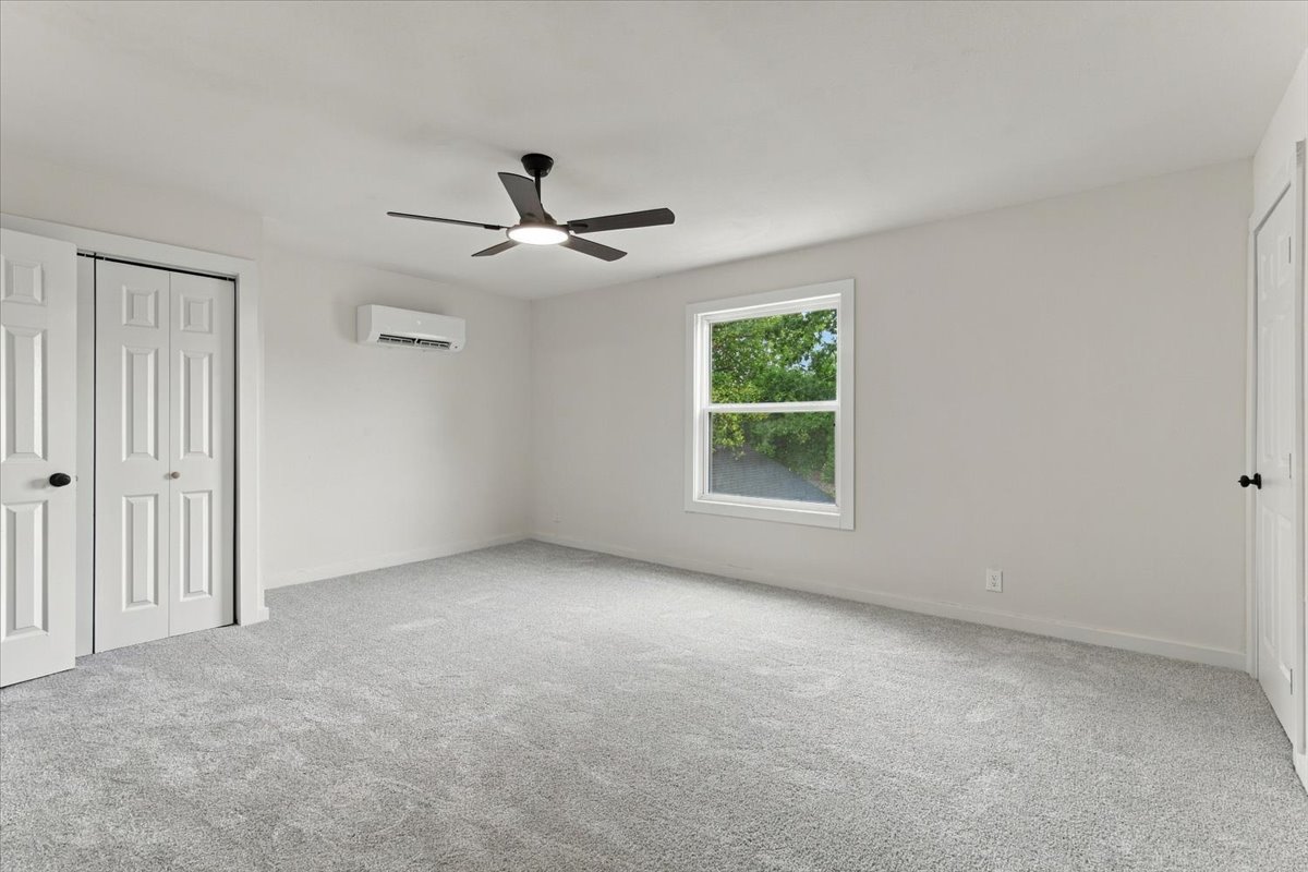 3706 W 42nd Place Property Photo 16