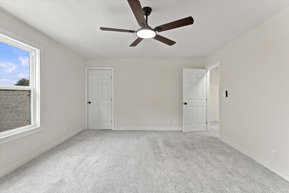 3706 W 42nd Place Property Photo 17