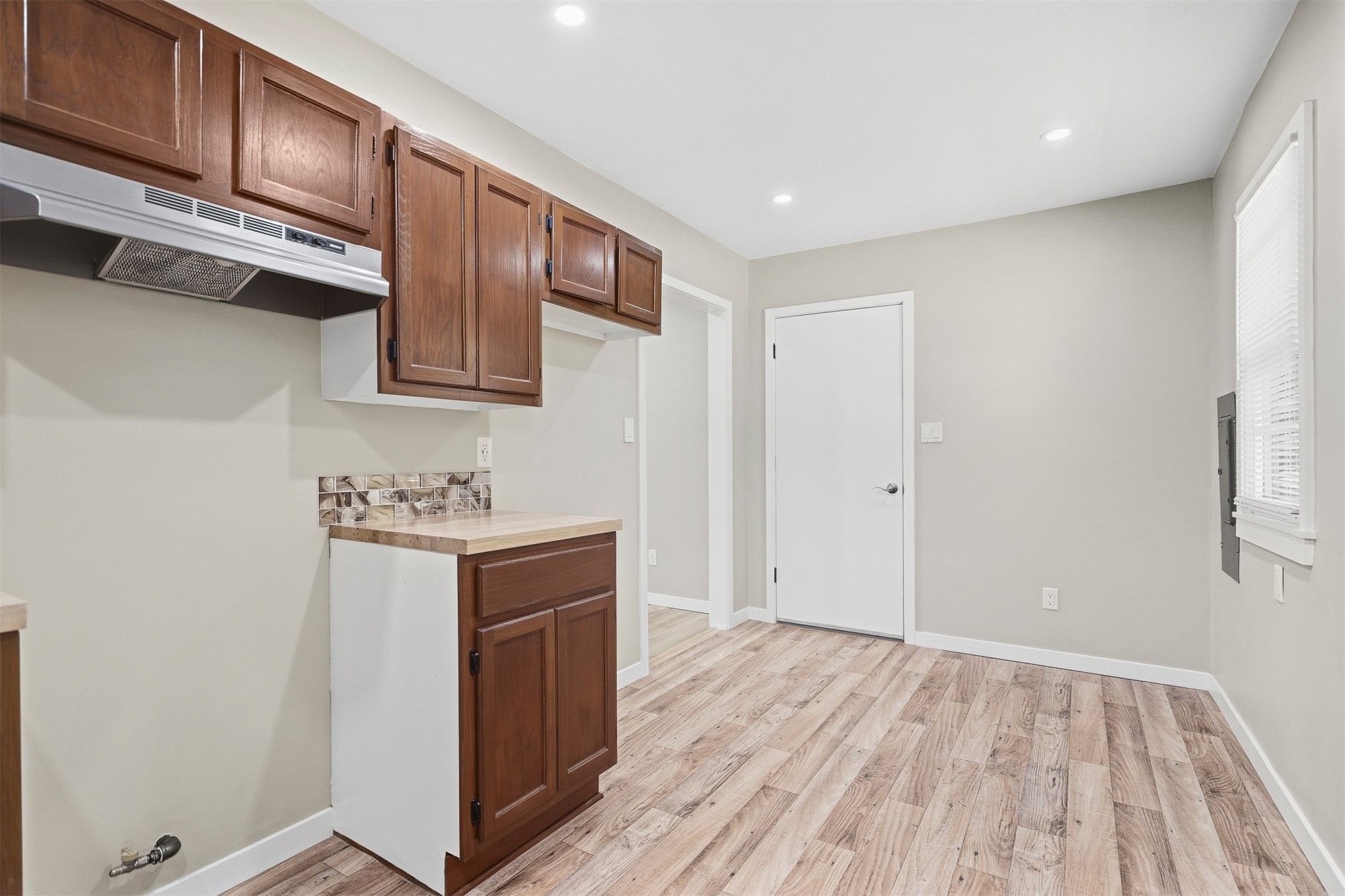 21 Turner Street Nw Property Photo 11