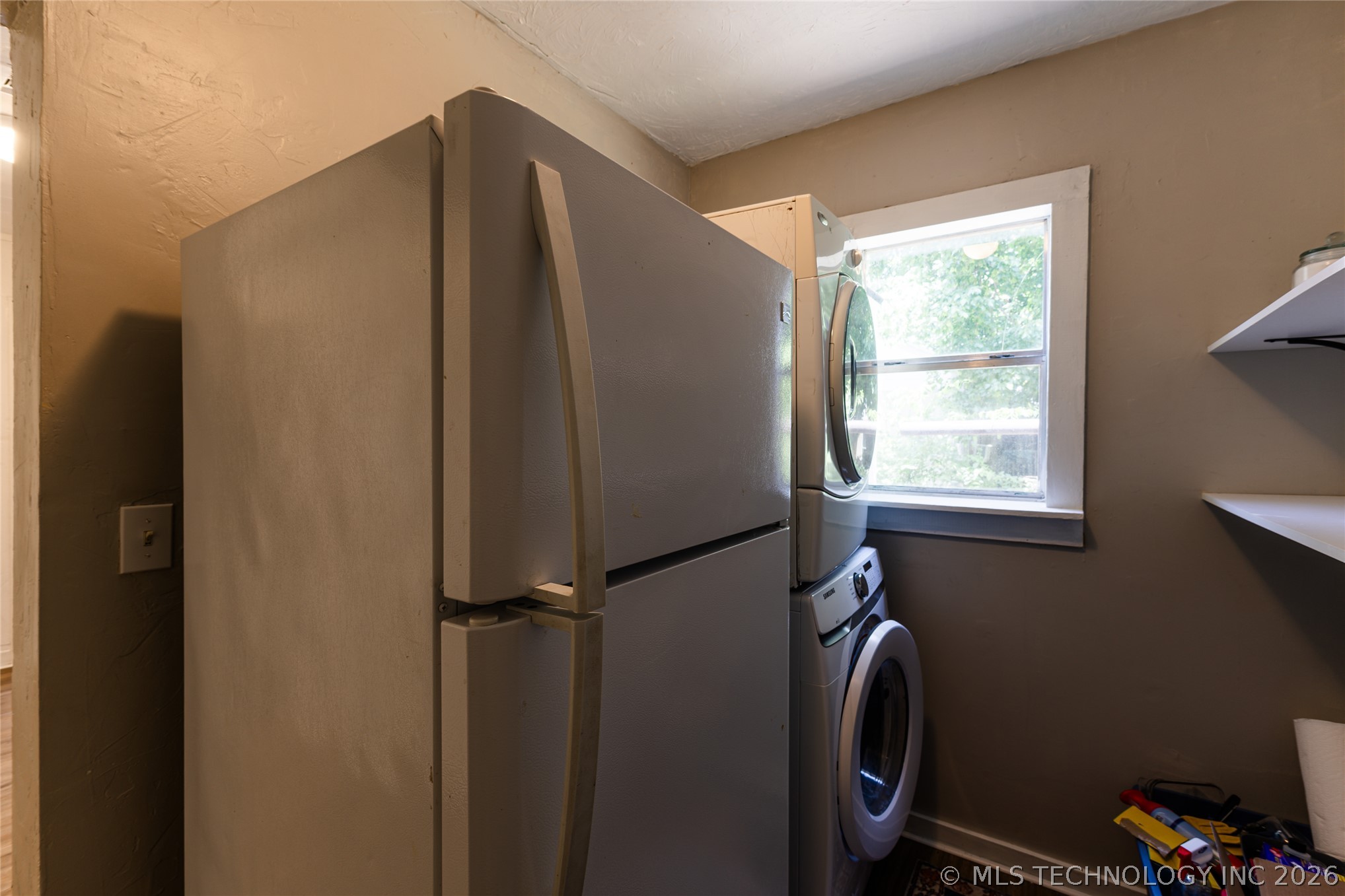 512 N Francis Street Property Photo 17
