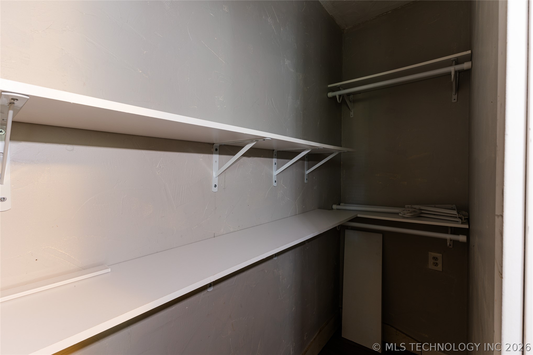 512 N Francis Street Property Photo 22
