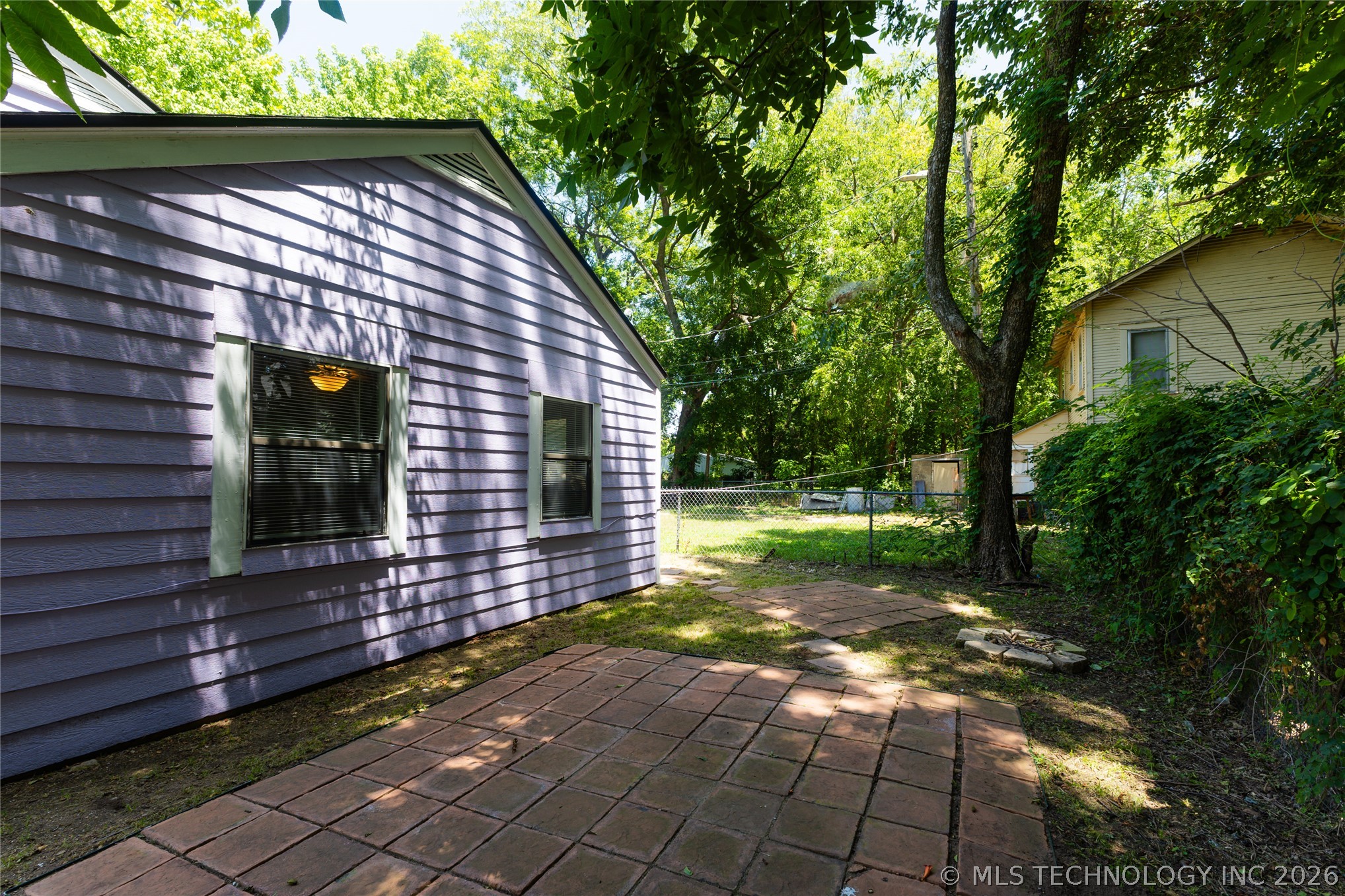 512 N Francis Street Property Photo 27
