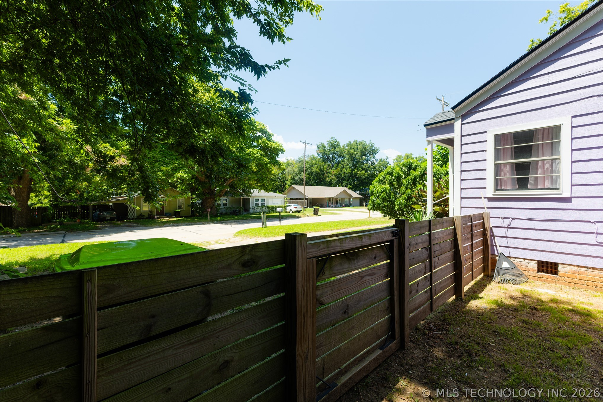 512 N Francis Street Property Photo 28