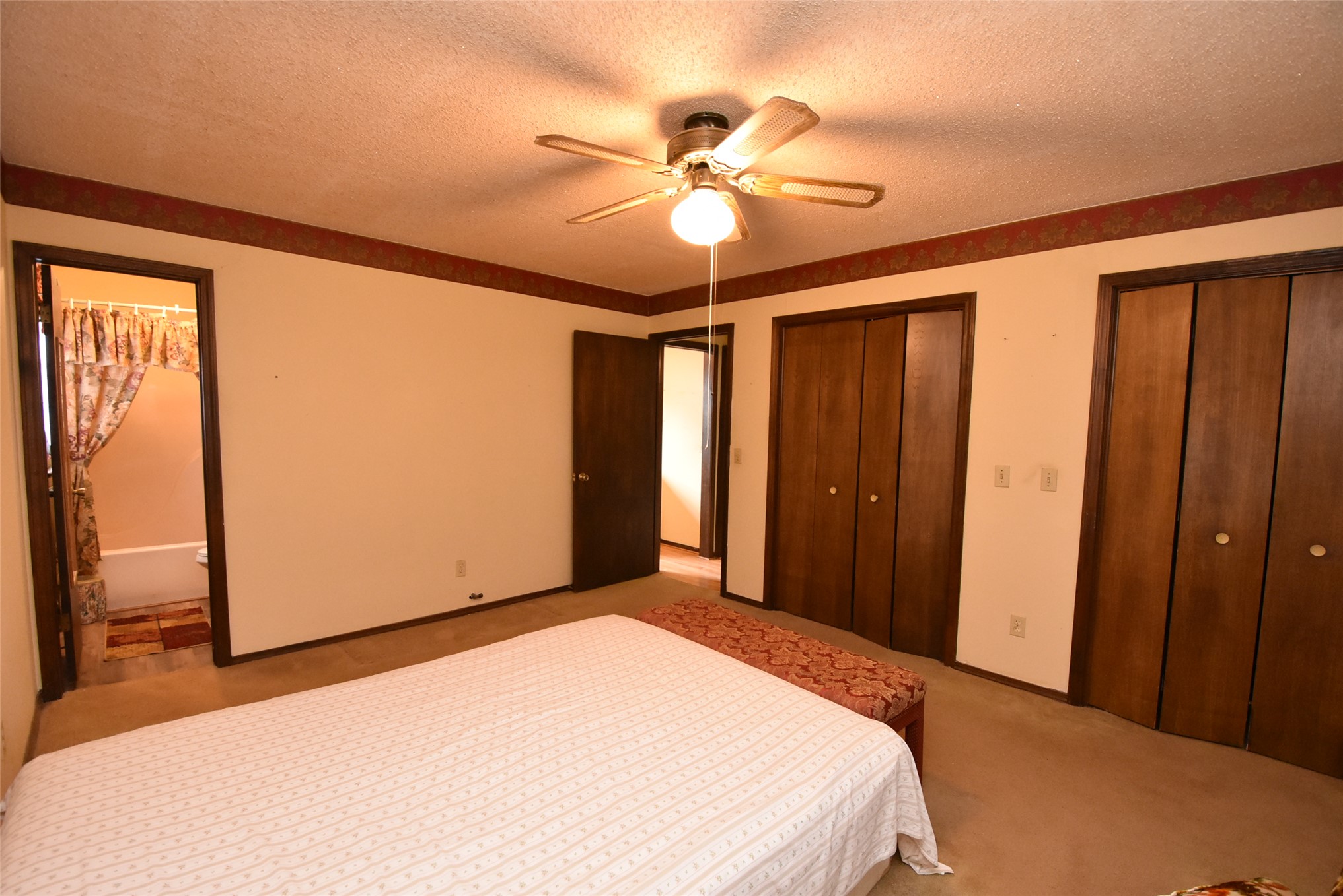 2020 N Union Avenue Property Photo 19