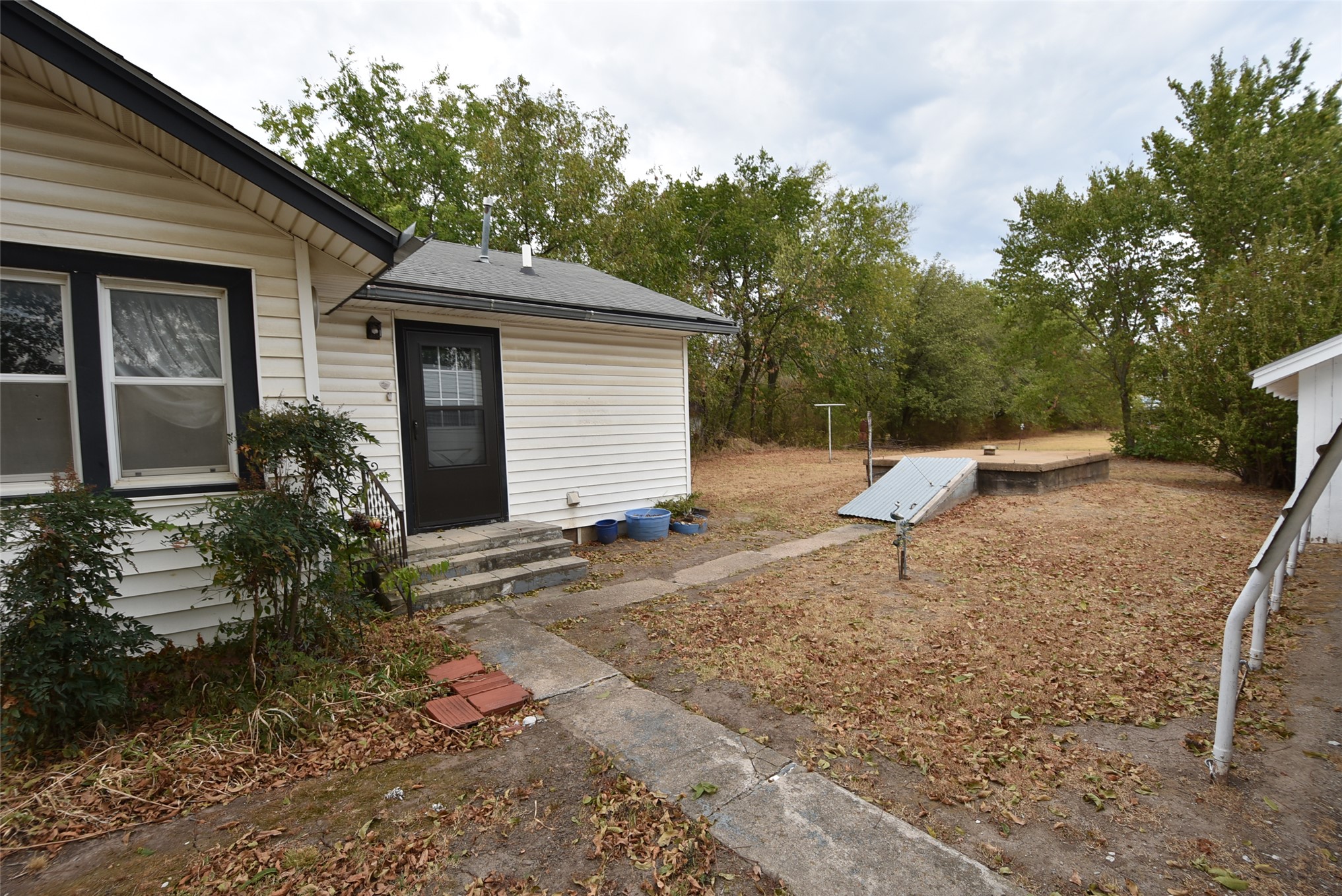 2020 N Union Avenue Property Photo 31
