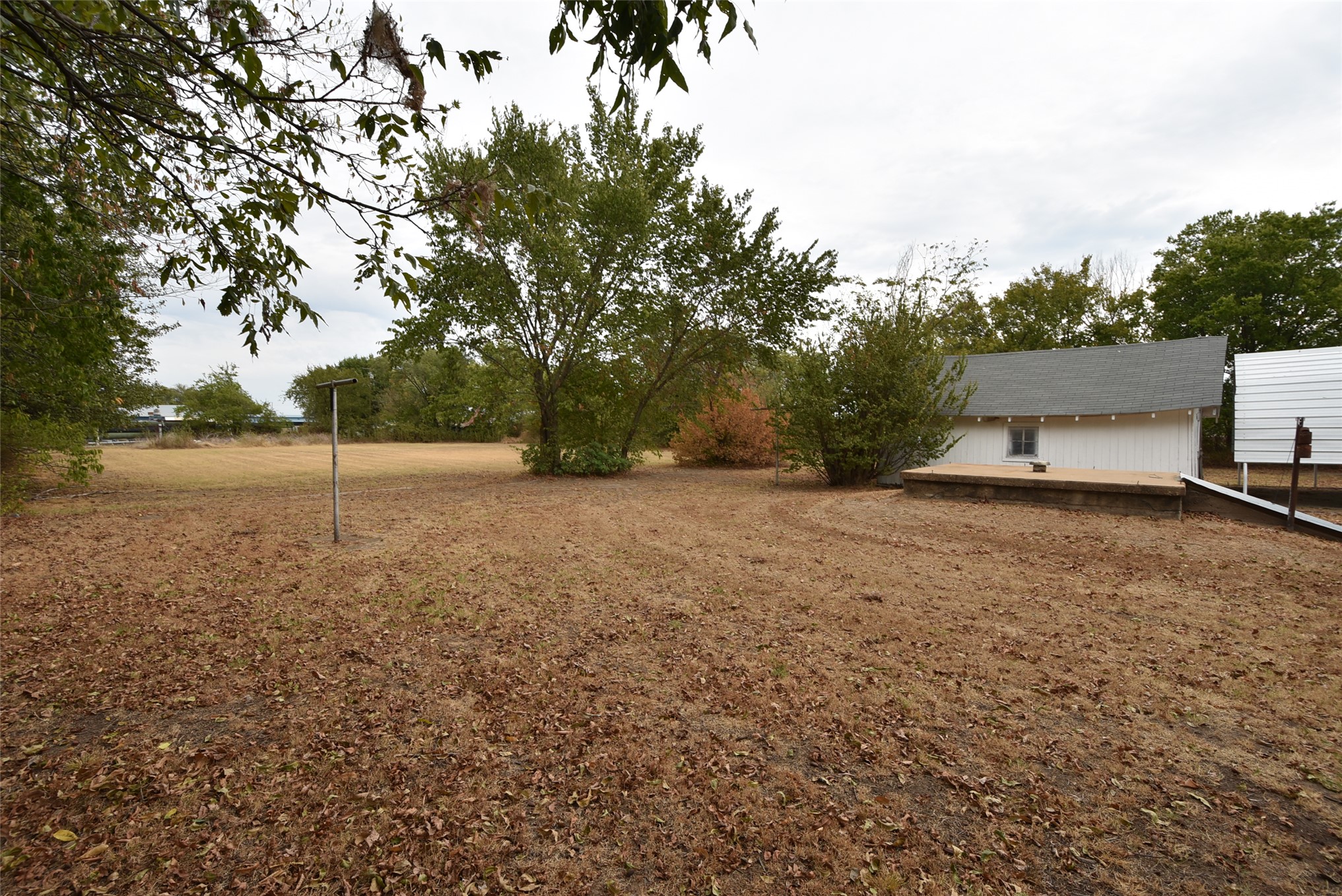 2020 N Union Avenue Property Photo 32