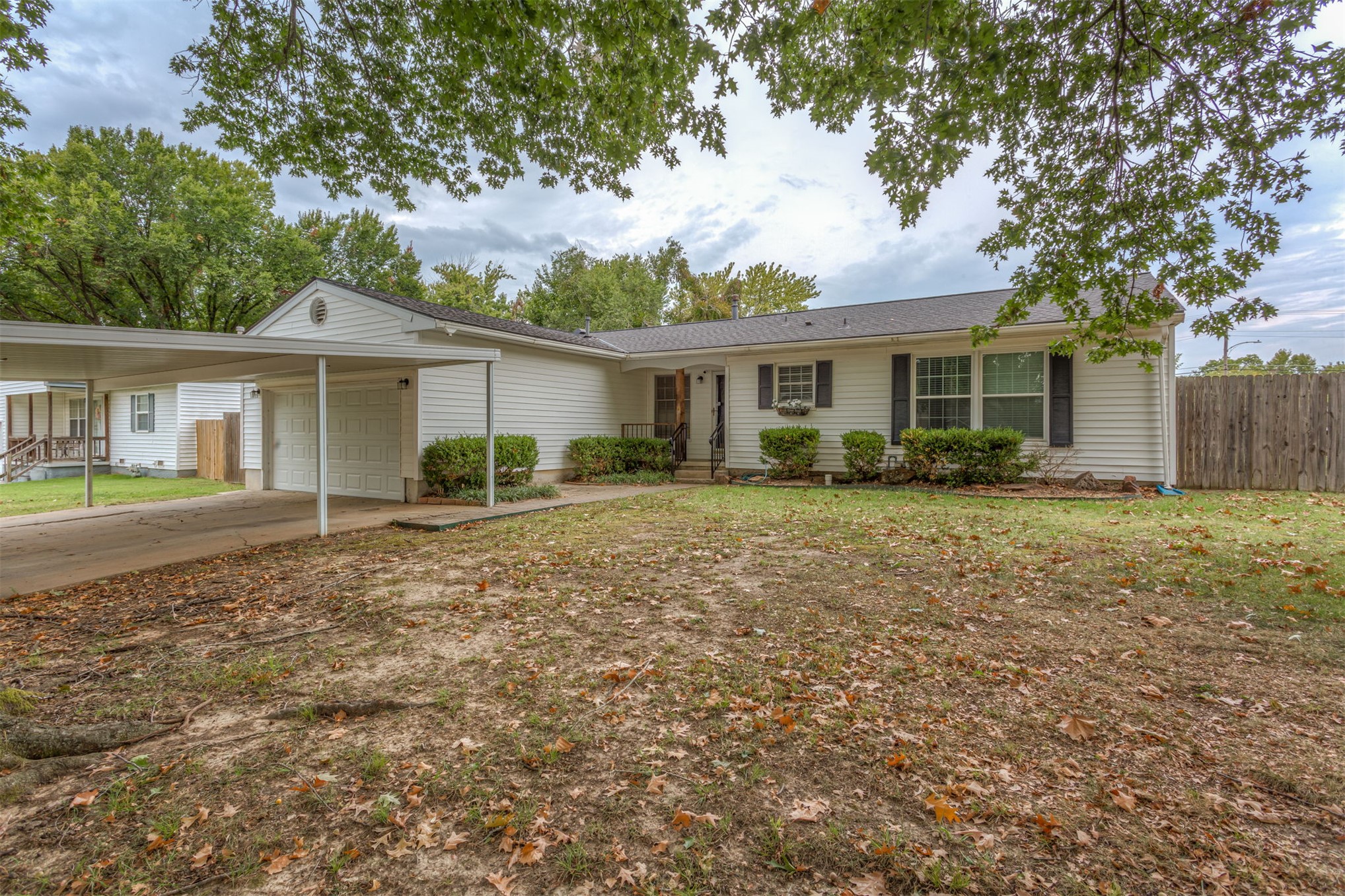 405 Parkview Drive Property Photo 3