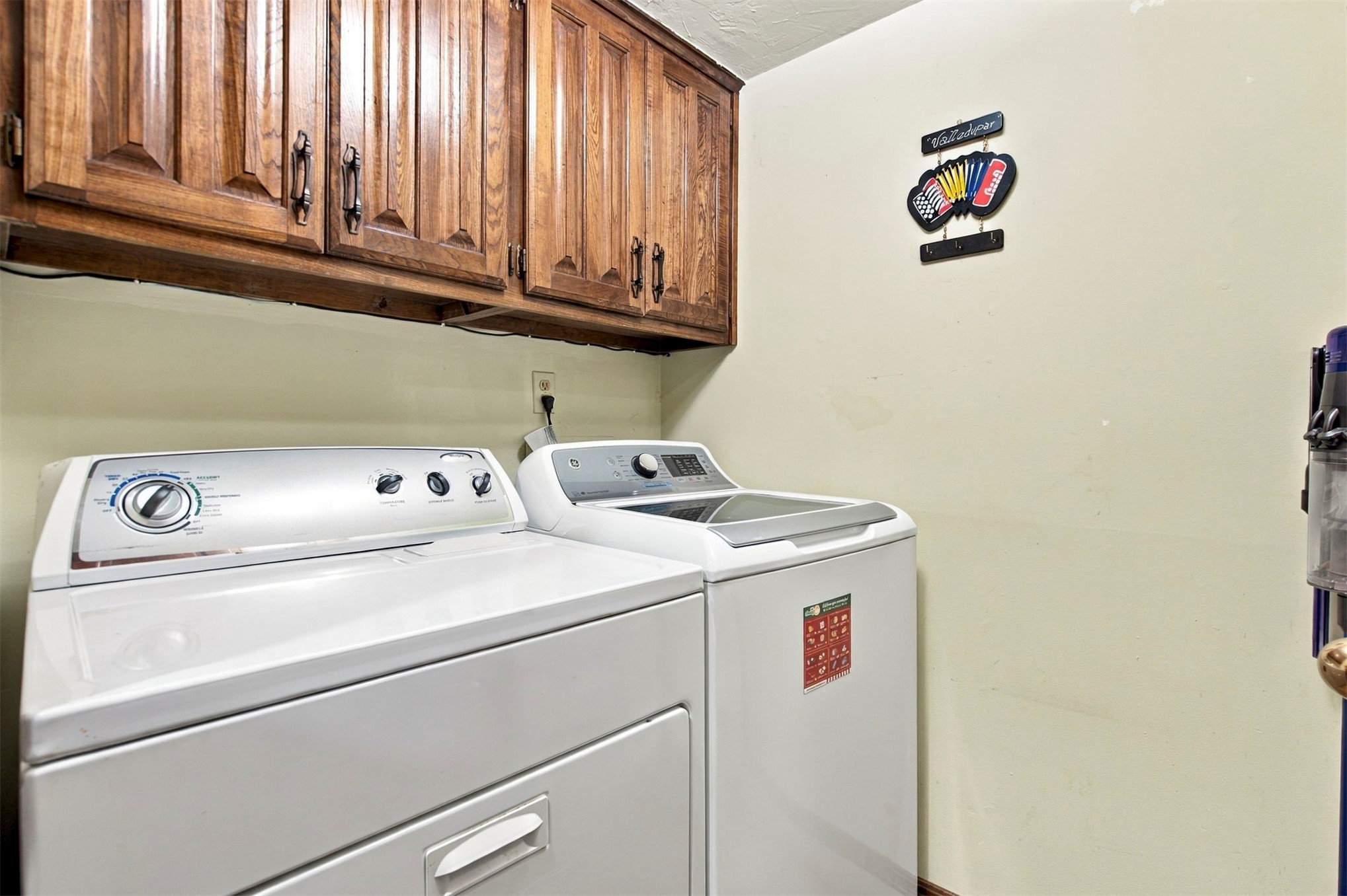 2901 W 68th Street Property Photo 29