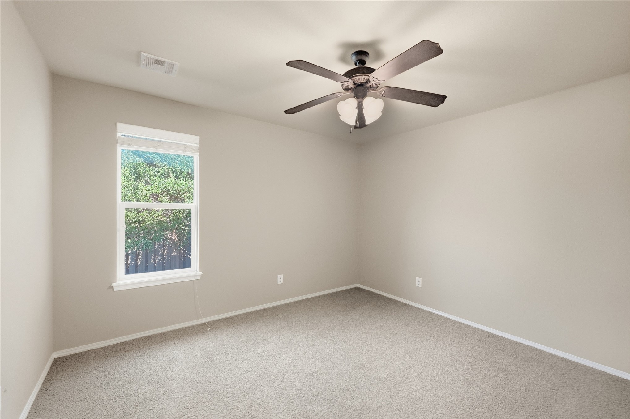 3009 N Ironwood Avenue Property Photo 22