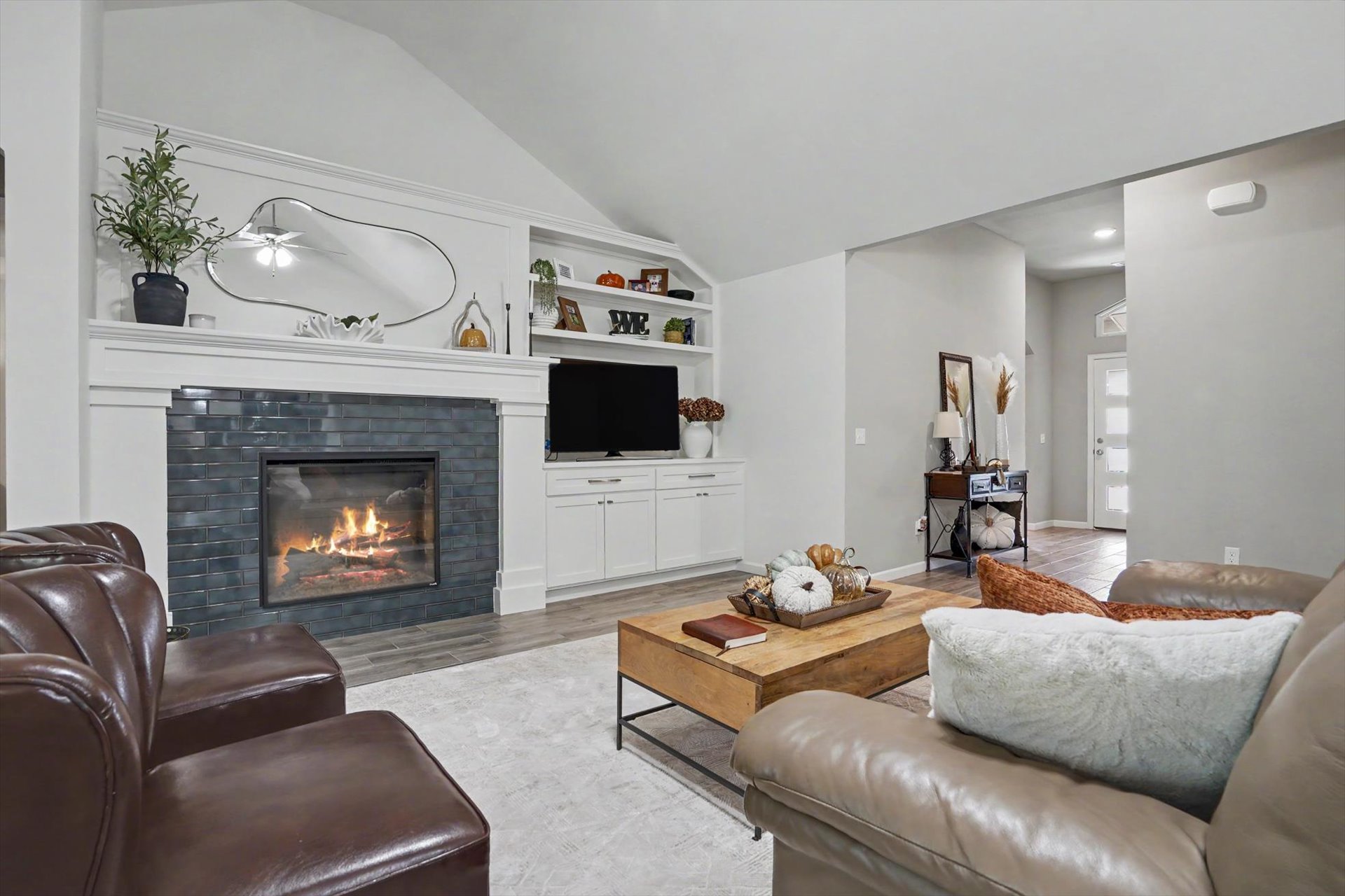 757 E 139th Place Property Photo 11