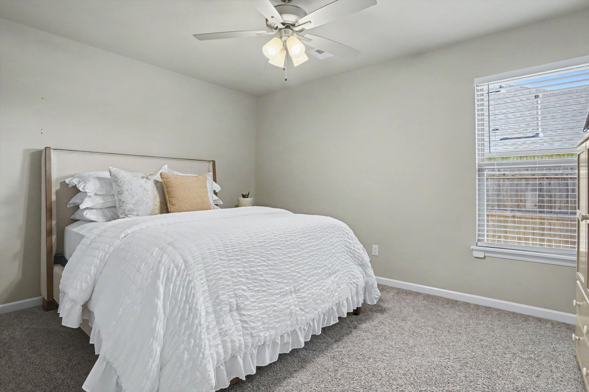 757 E 139th Place Property Photo 35