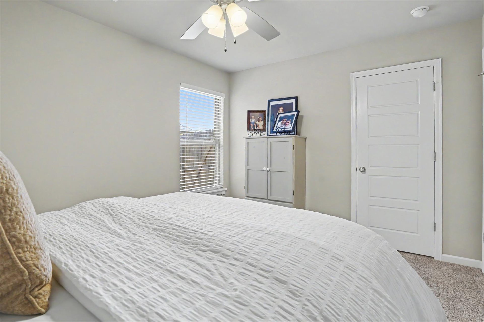 757 E 139th Place Property Photo 36
