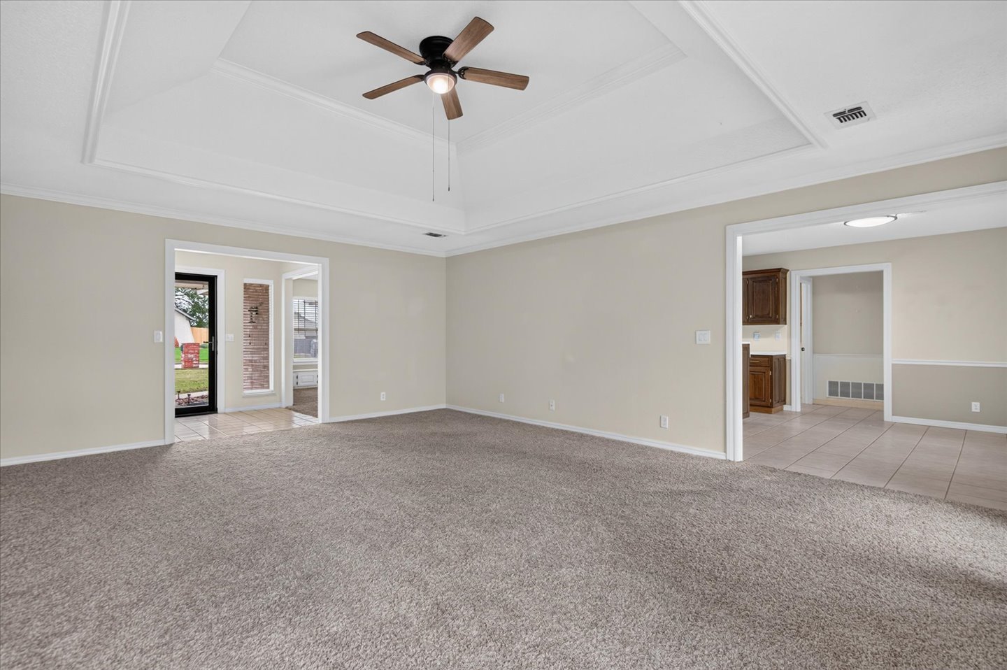 5613 Woodland Property Photo 7