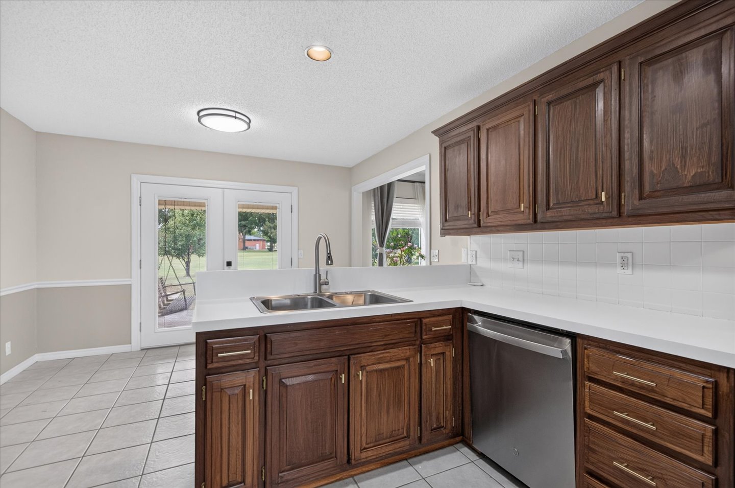 5613 Woodland Property Photo 13