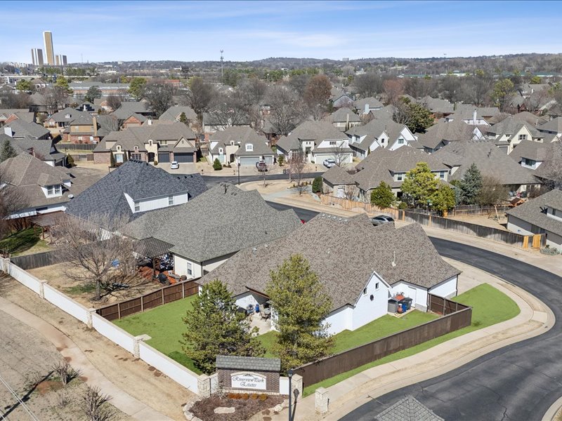 10328 S Delaware Place Property Photo 42