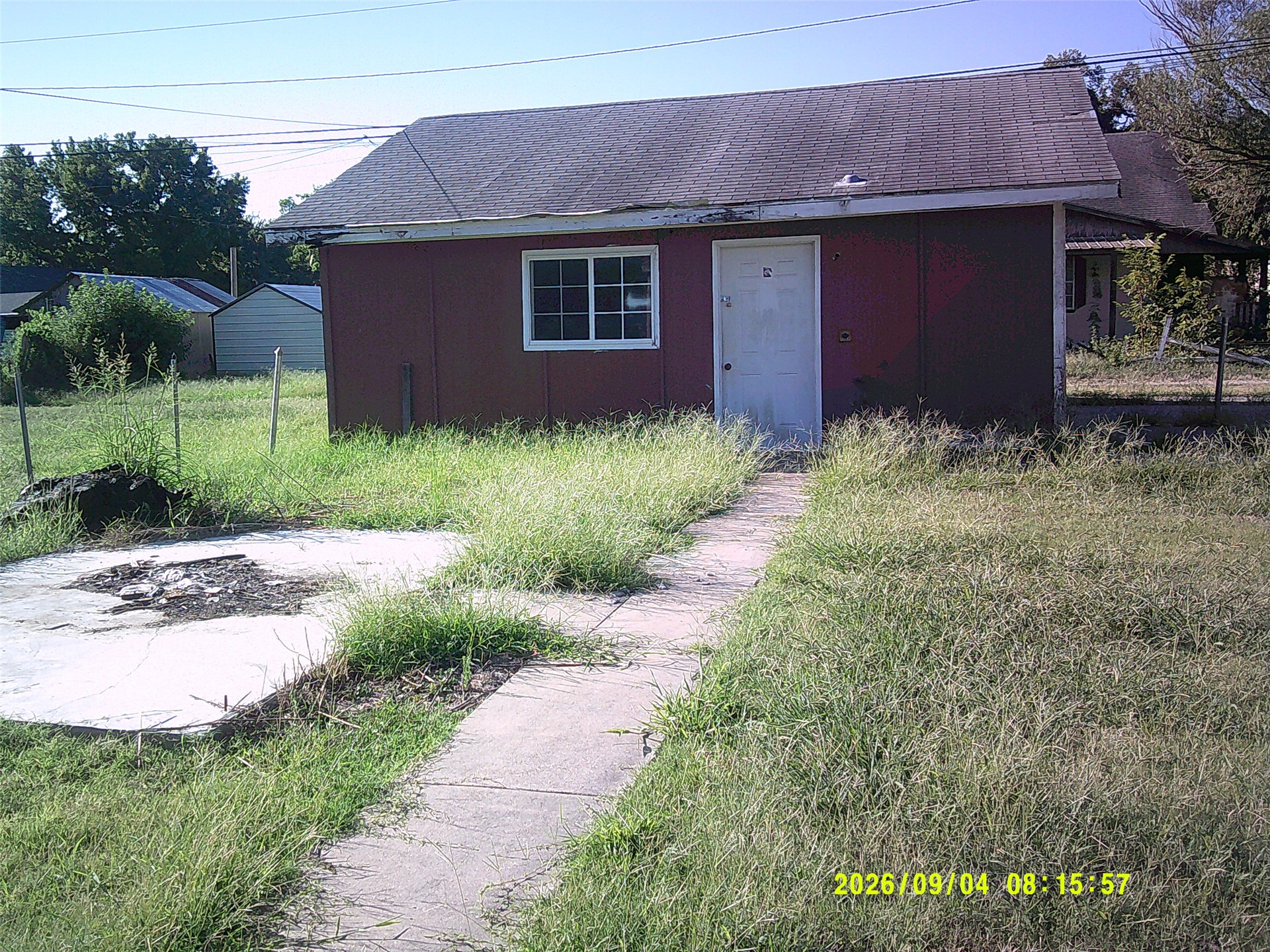 421 W Birch Street Property Photo 4