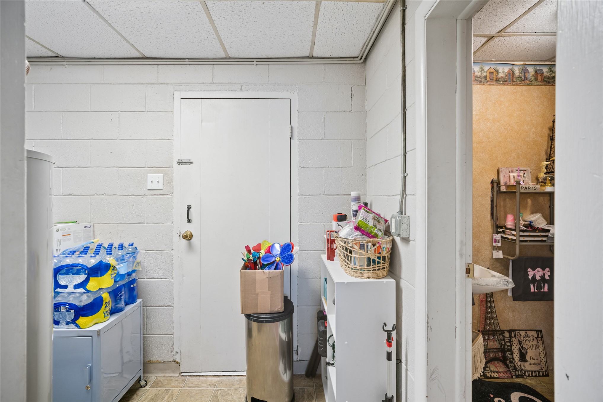 704 N Gertrude Avenue Property Photo 10