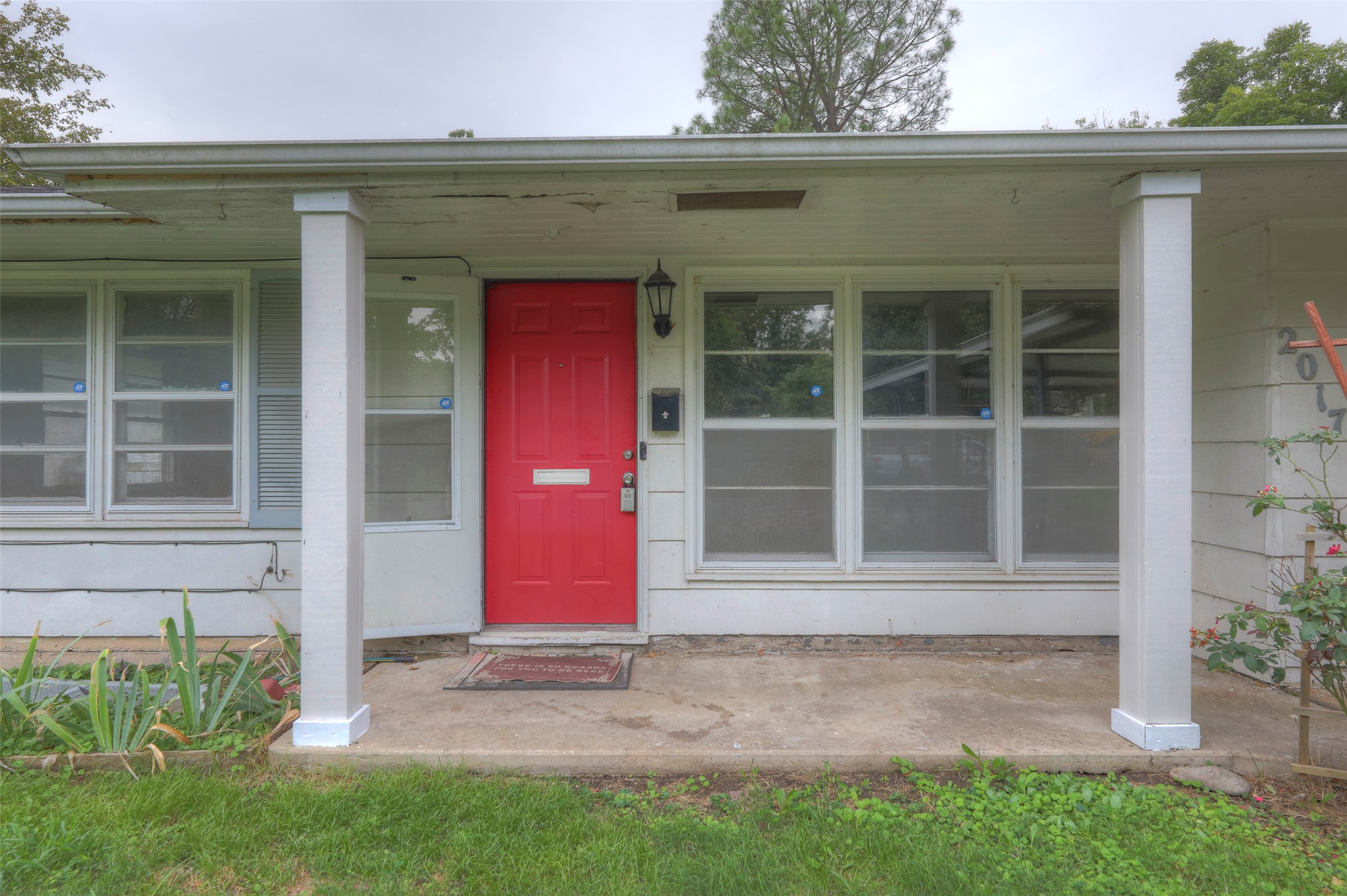 2017 Denver Street Property Photo 2