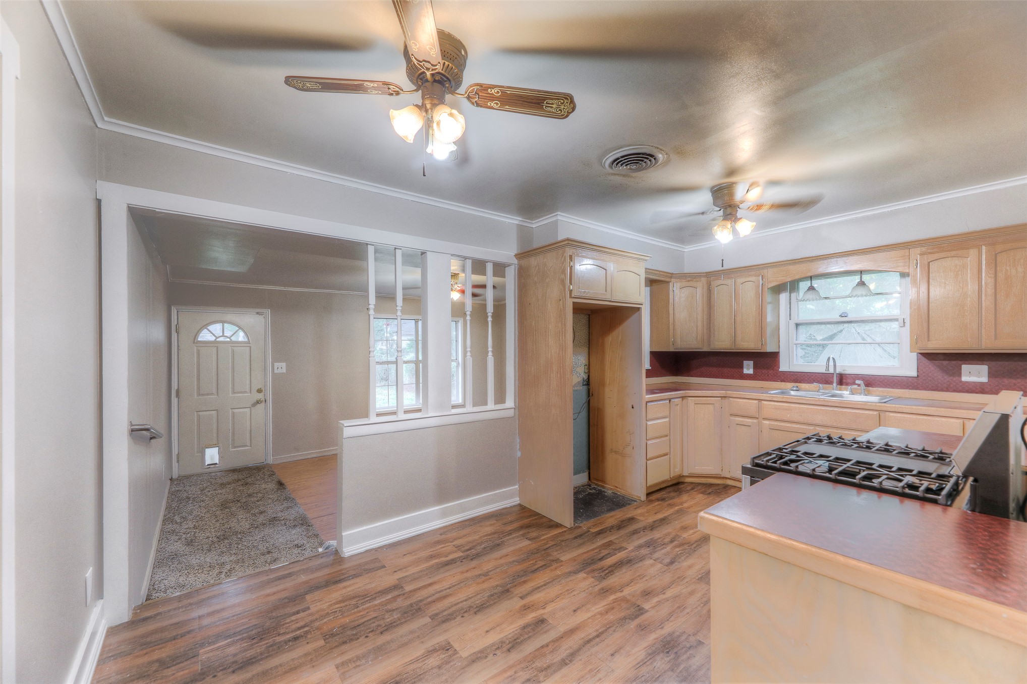 2017 Denver Street Property Photo 8