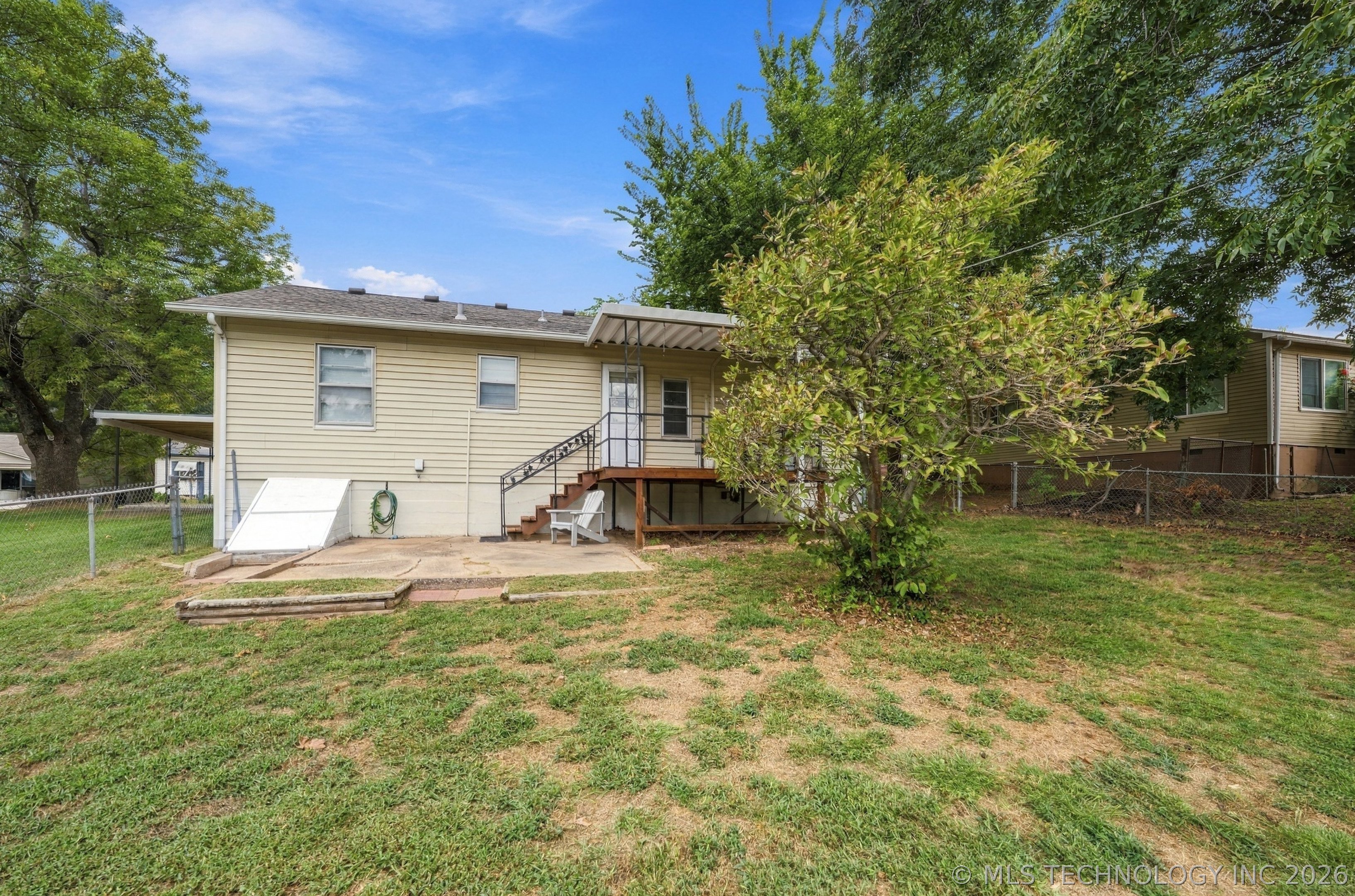 1117 Pin Oak Court Property Photo 22