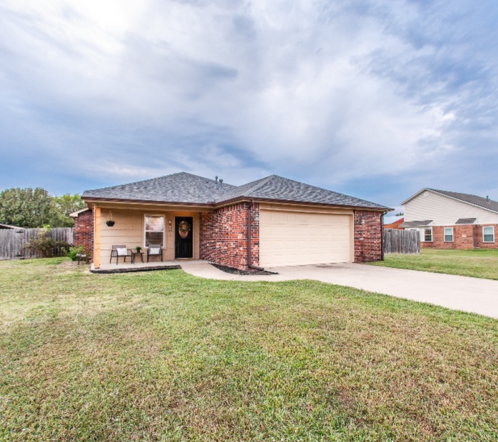 11922 Valley Avenue Property Photo 1