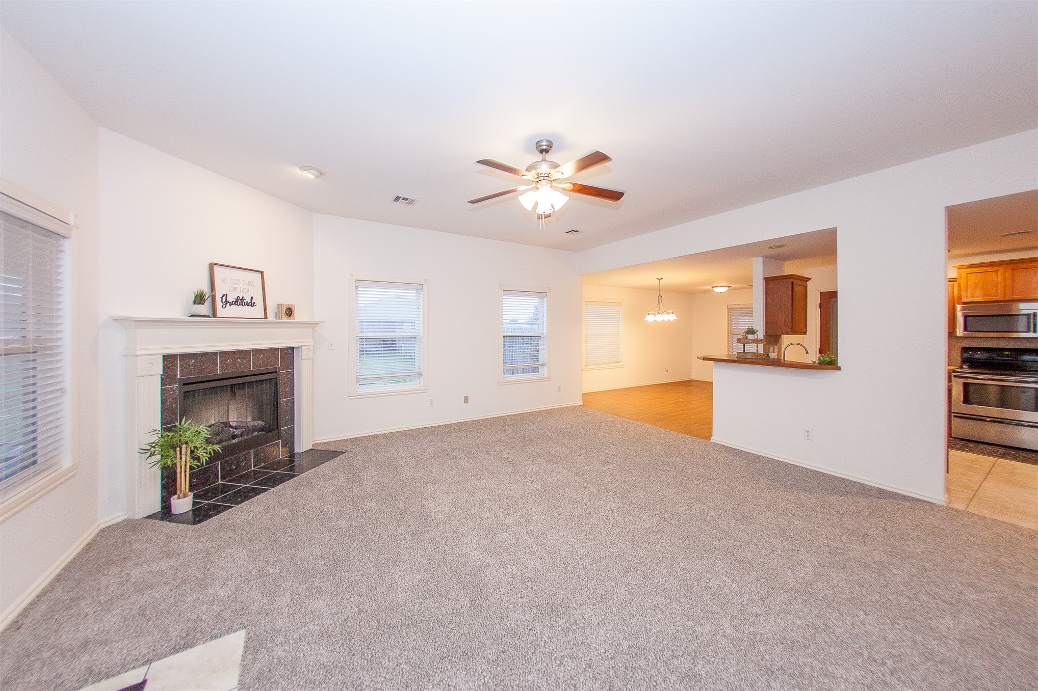11922 Valley Avenue Property Photo 5