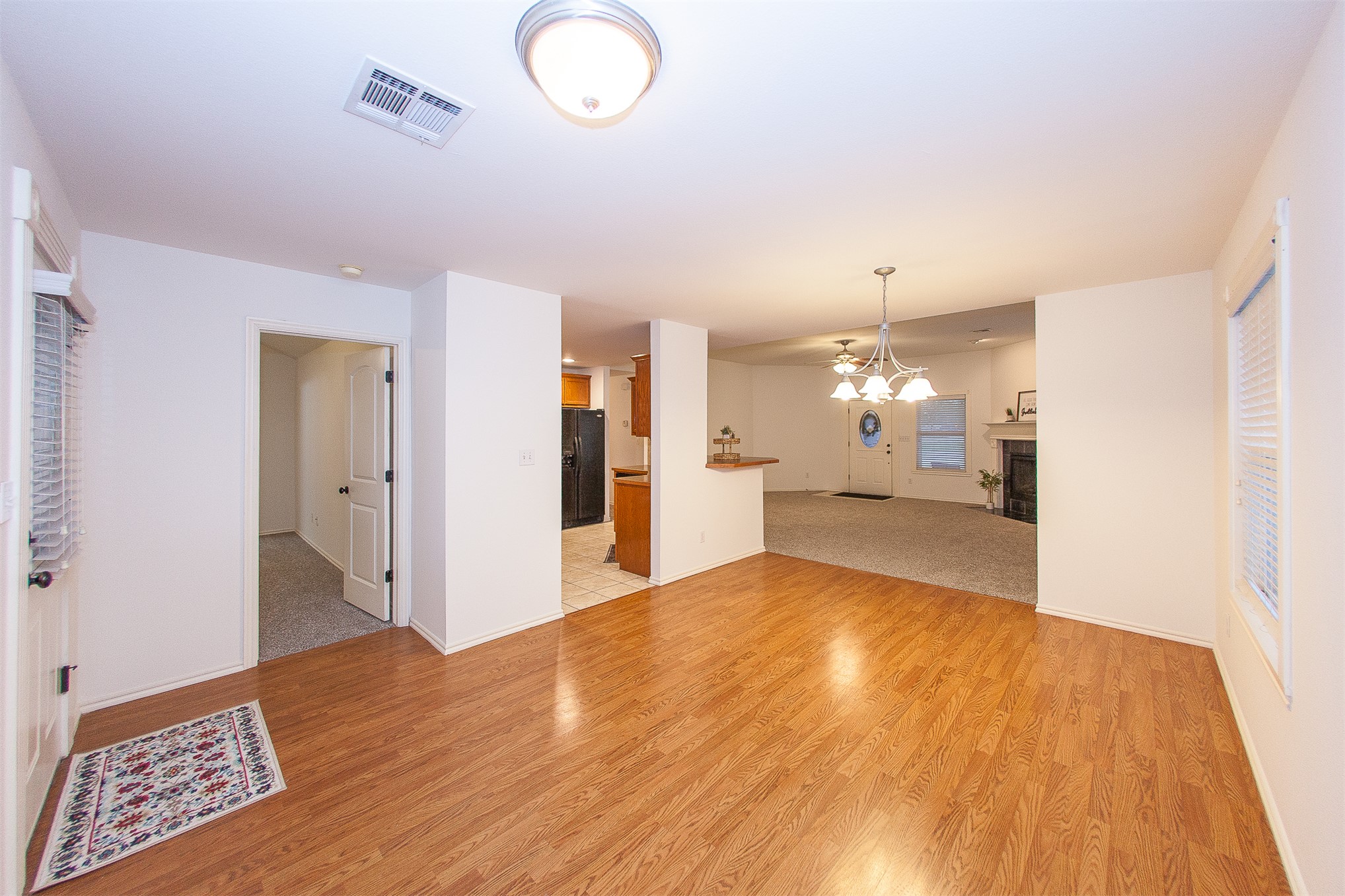 11922 Valley Avenue Property Photo 9