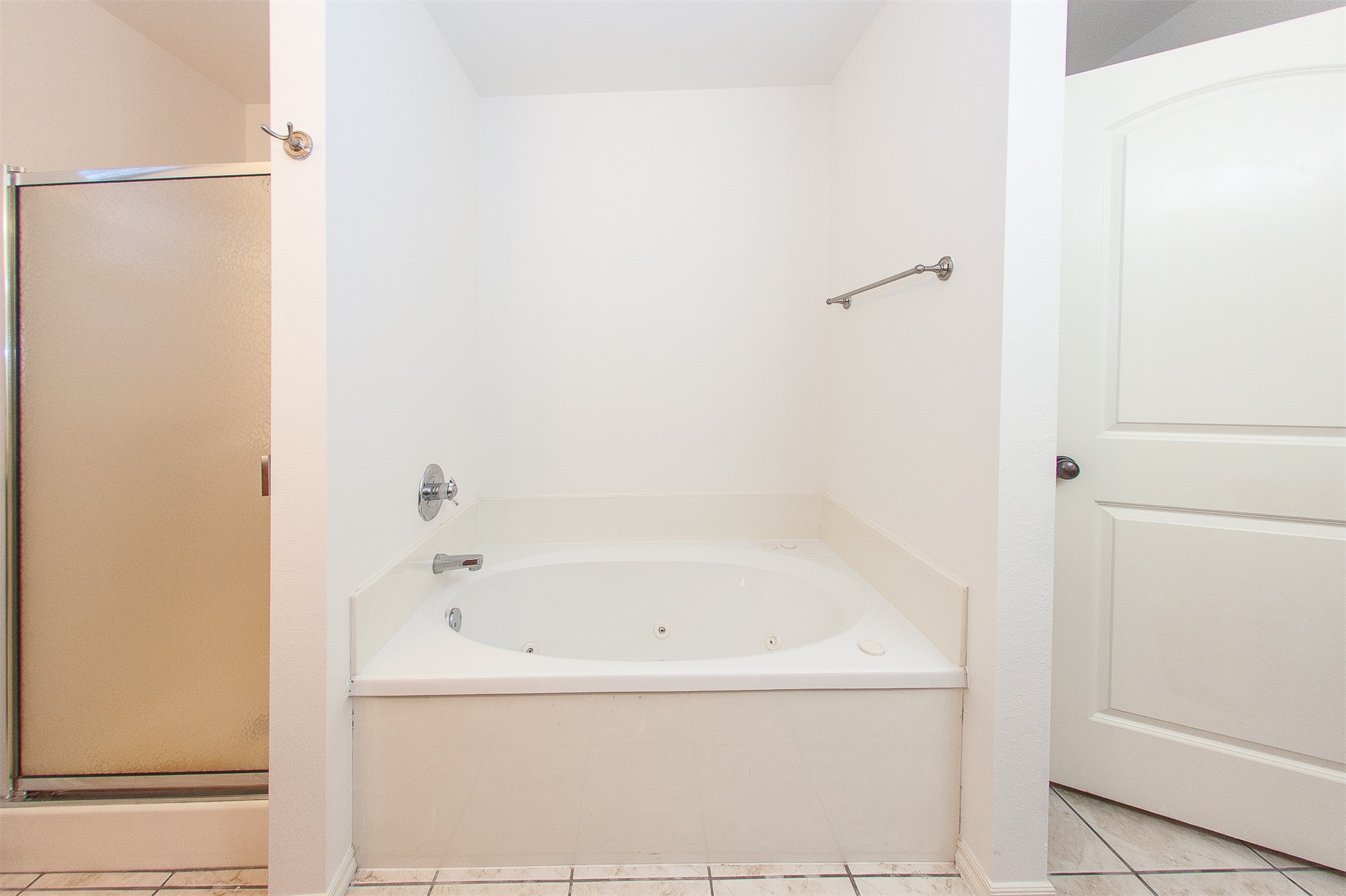 11922 Valley Avenue Property Photo 16