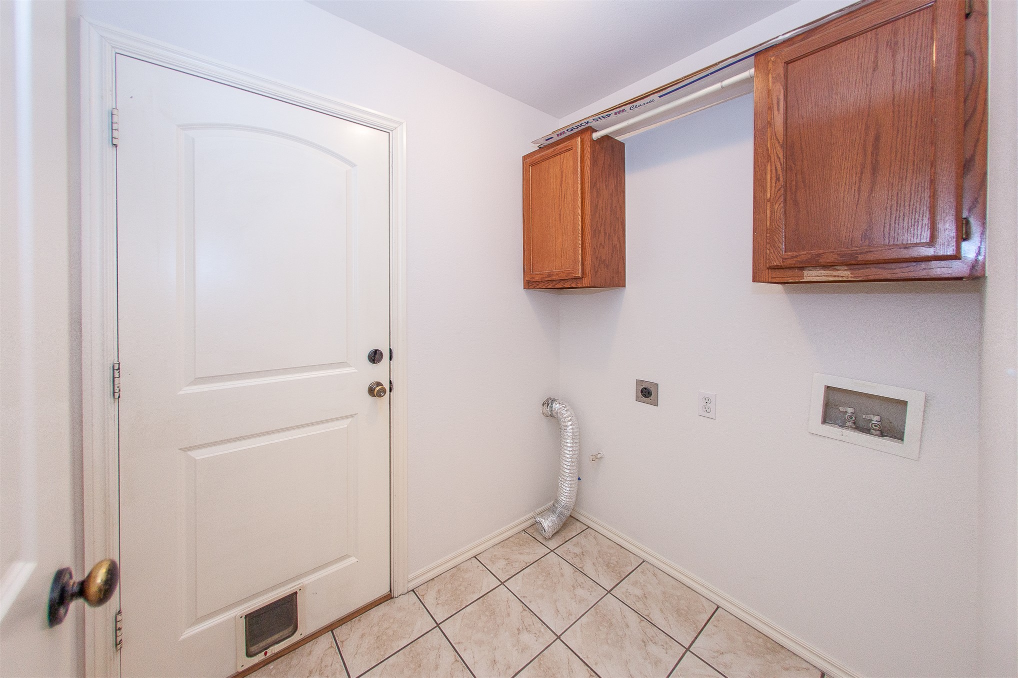 11922 Valley Avenue Property Photo 21