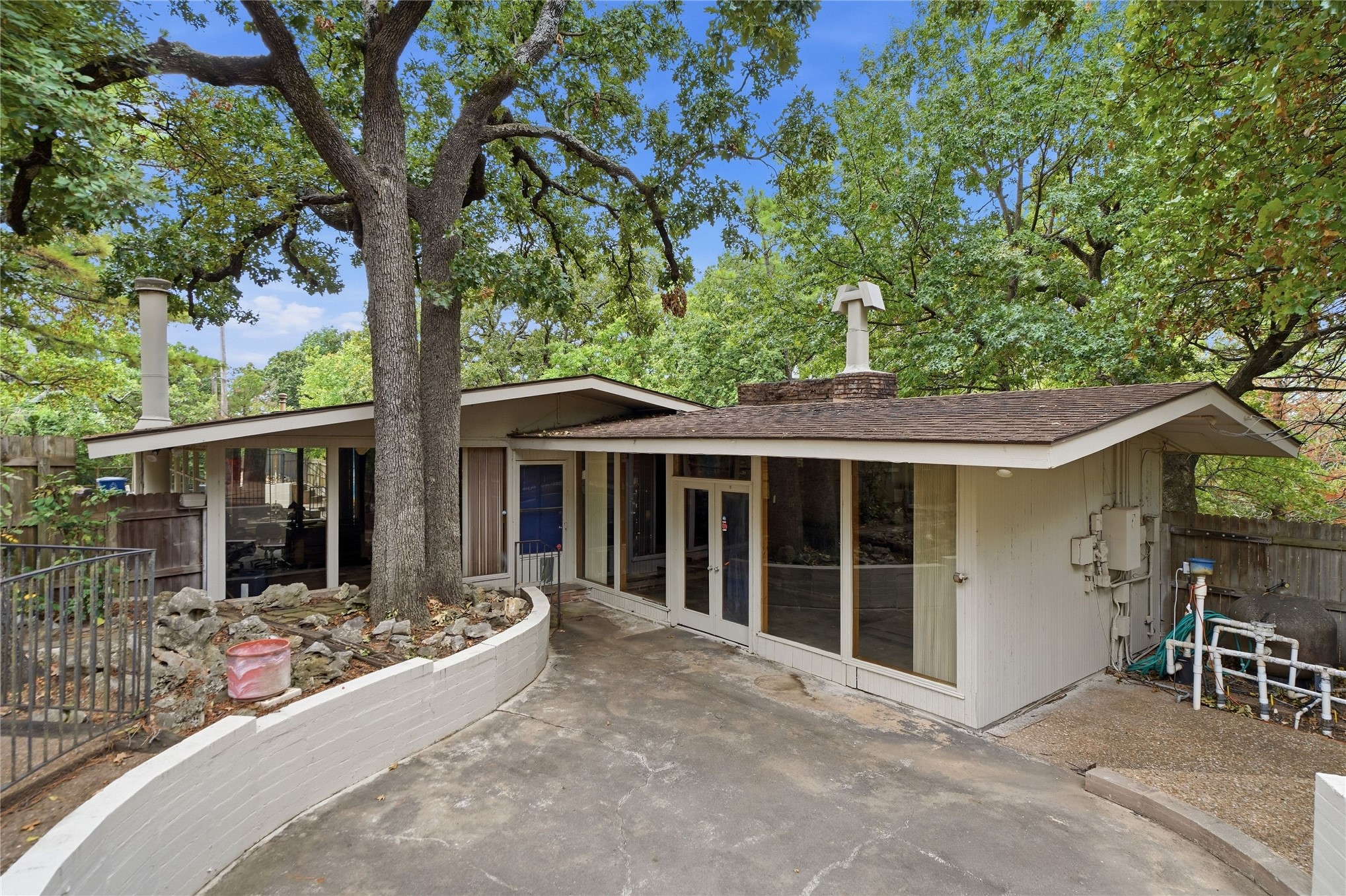 6741 S Birmingham Avenue Property Photo 10